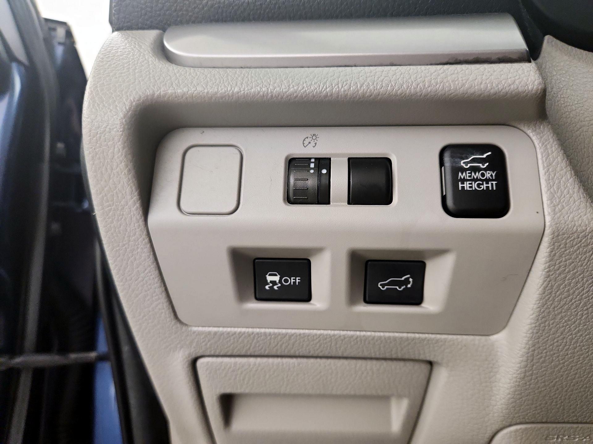 Thumbnail: 2014 Subaru Forester - 13