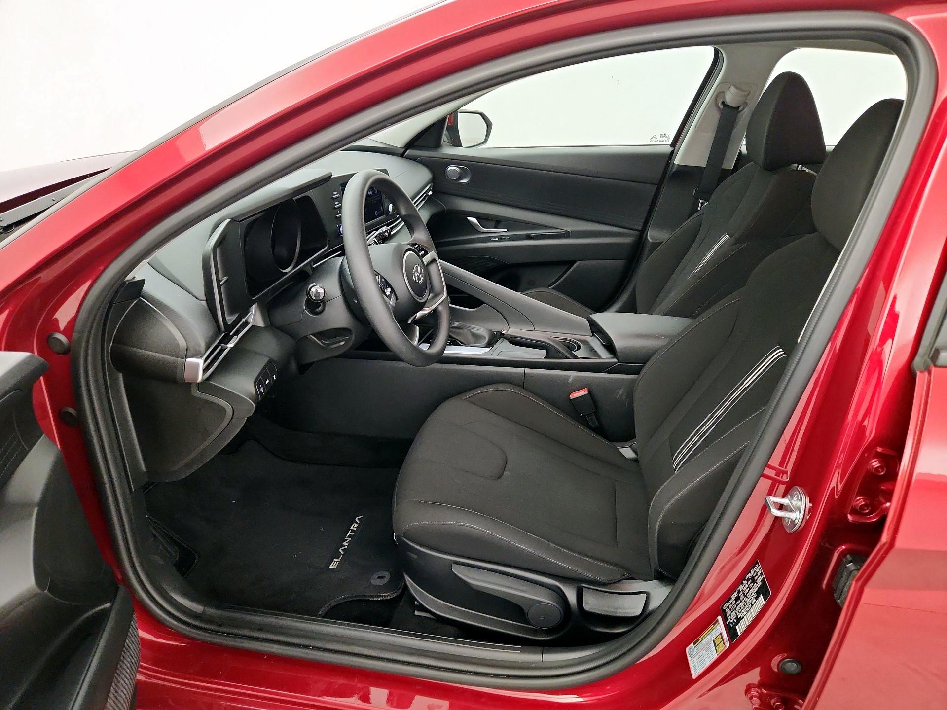 Thumbnail: 2023 Hyundai Elantra - 11