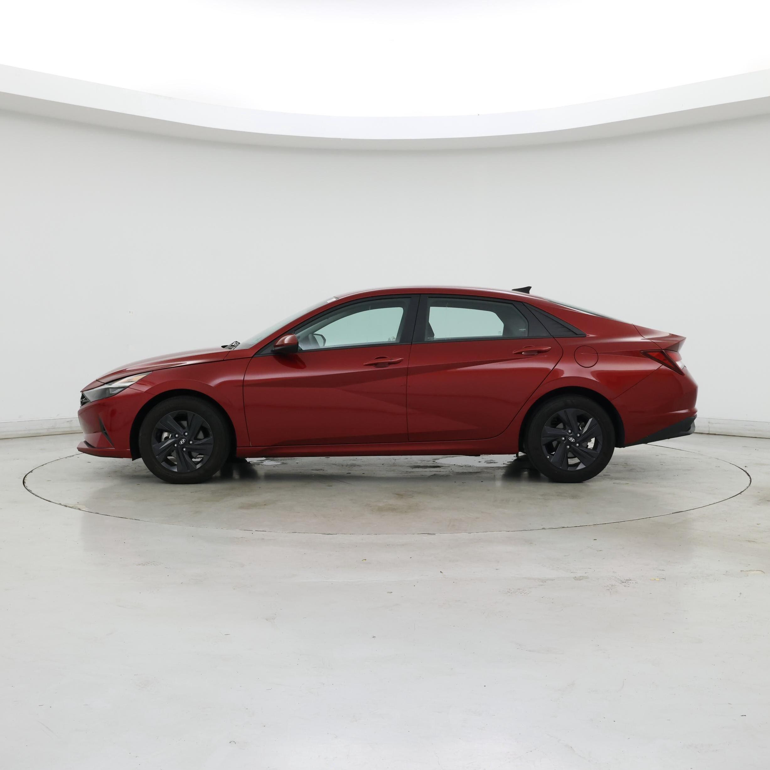Thumbnail: 2023 Hyundai Elantra - 3
