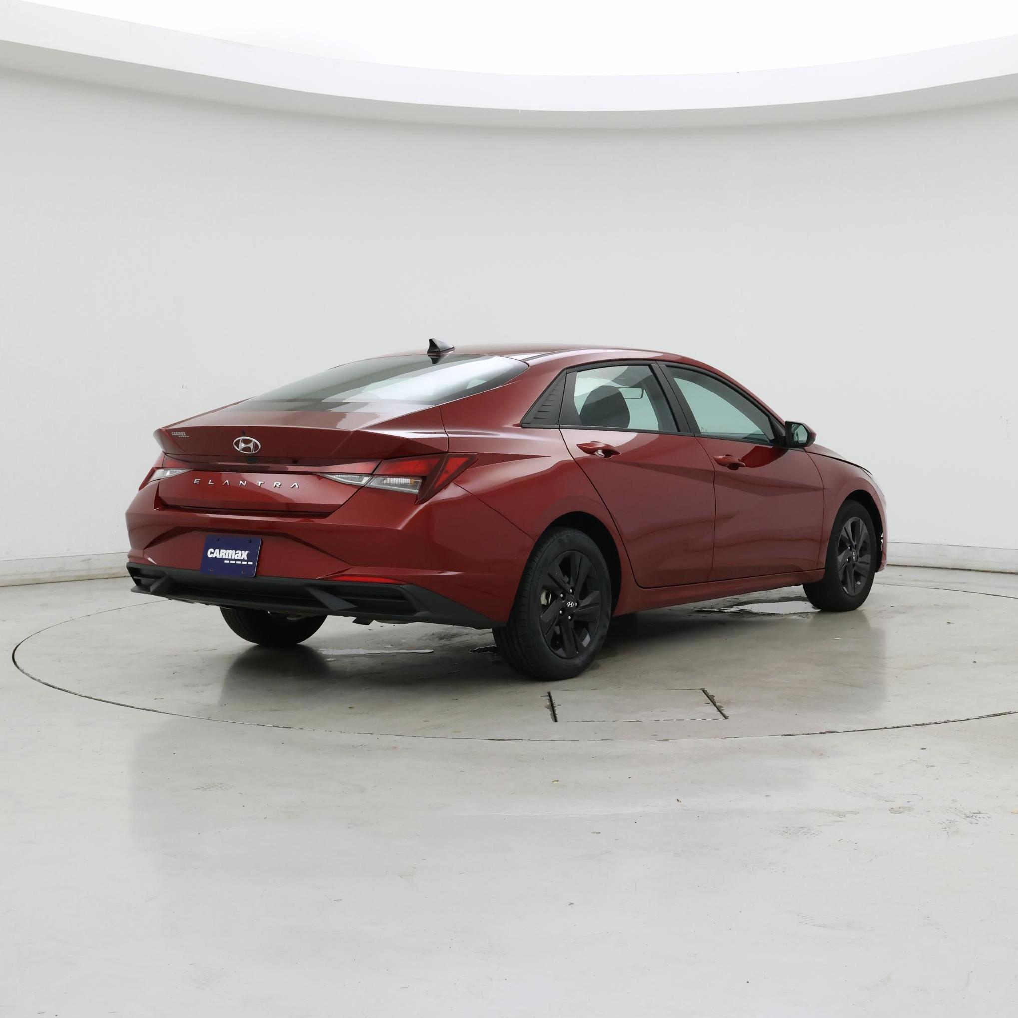 Thumbnail: 2023 Hyundai Elantra - 8
