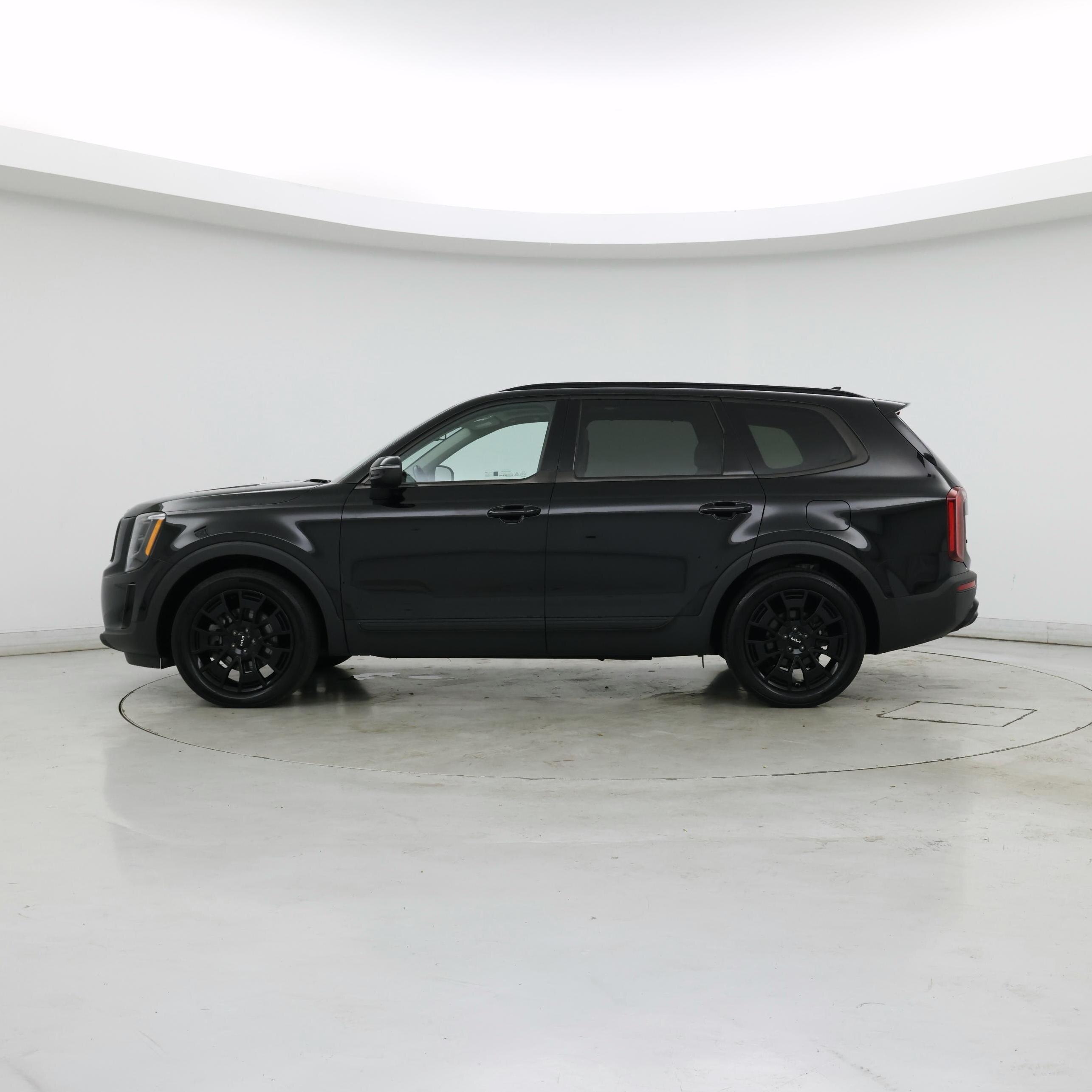 Thumbnail: 2022 Kia Telluride - 3