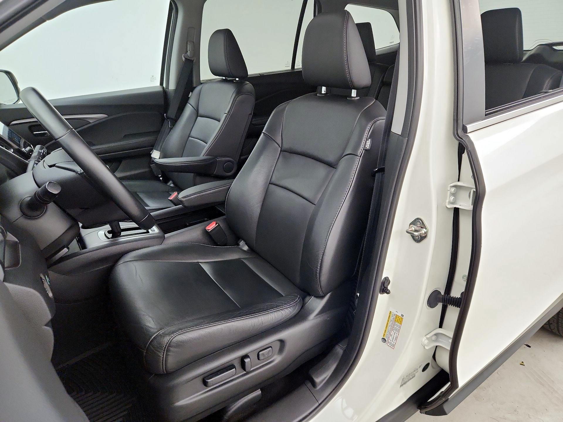 Thumbnail: 2019 Honda Pilot - 9