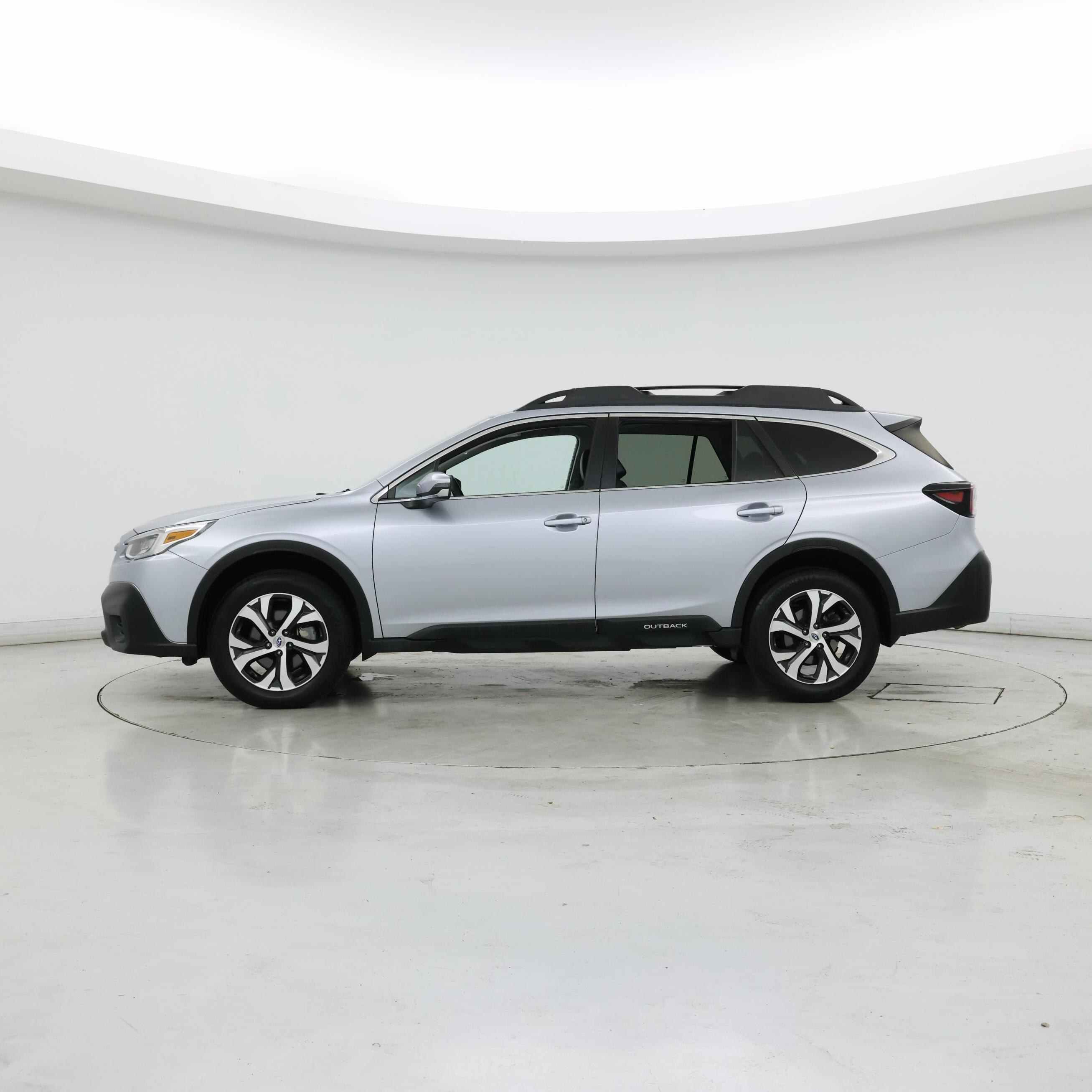 Thumbnail: 2020 Subaru Outback - 3