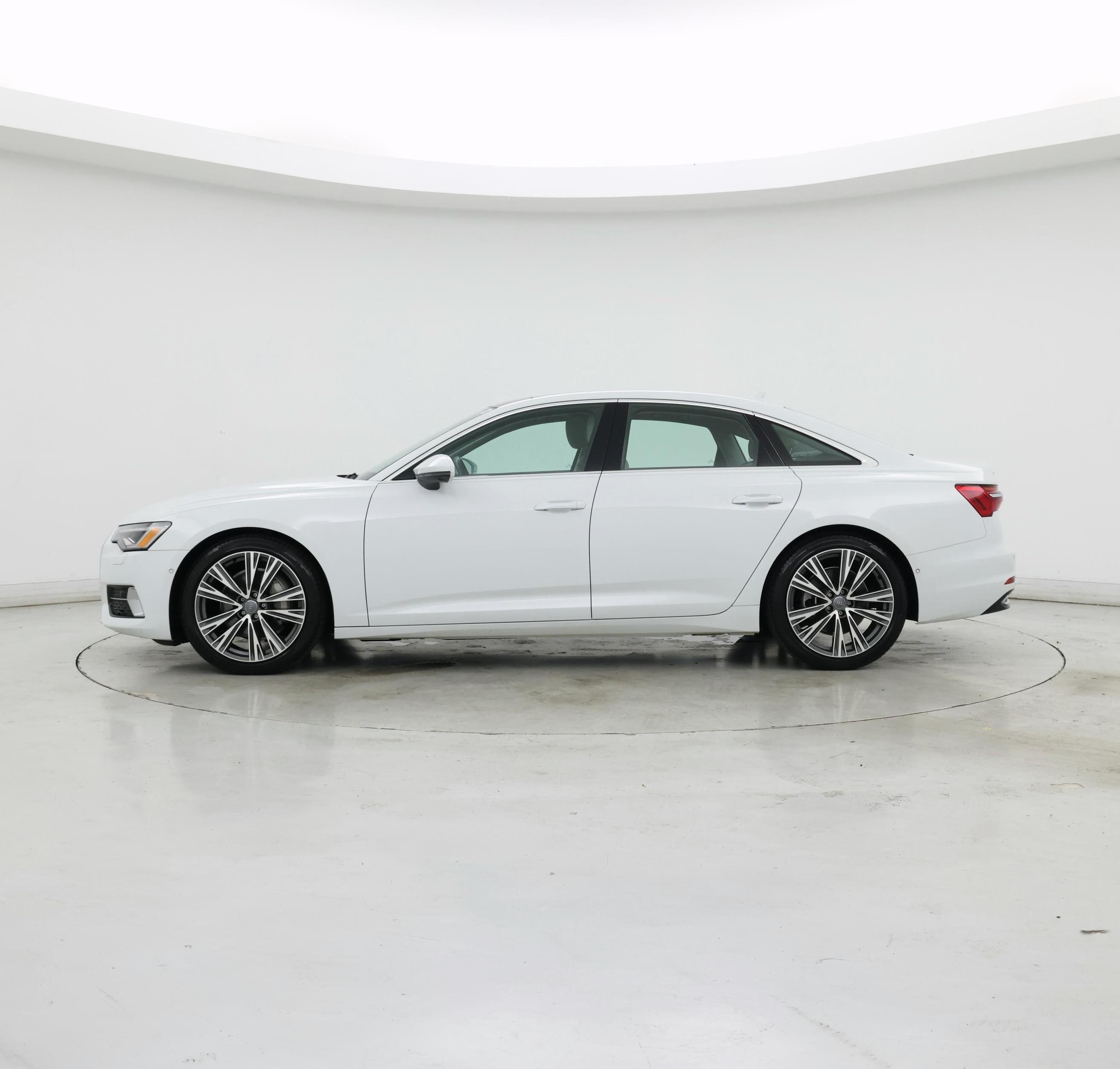 Thumbnail: 2020 Audi A6 - 3