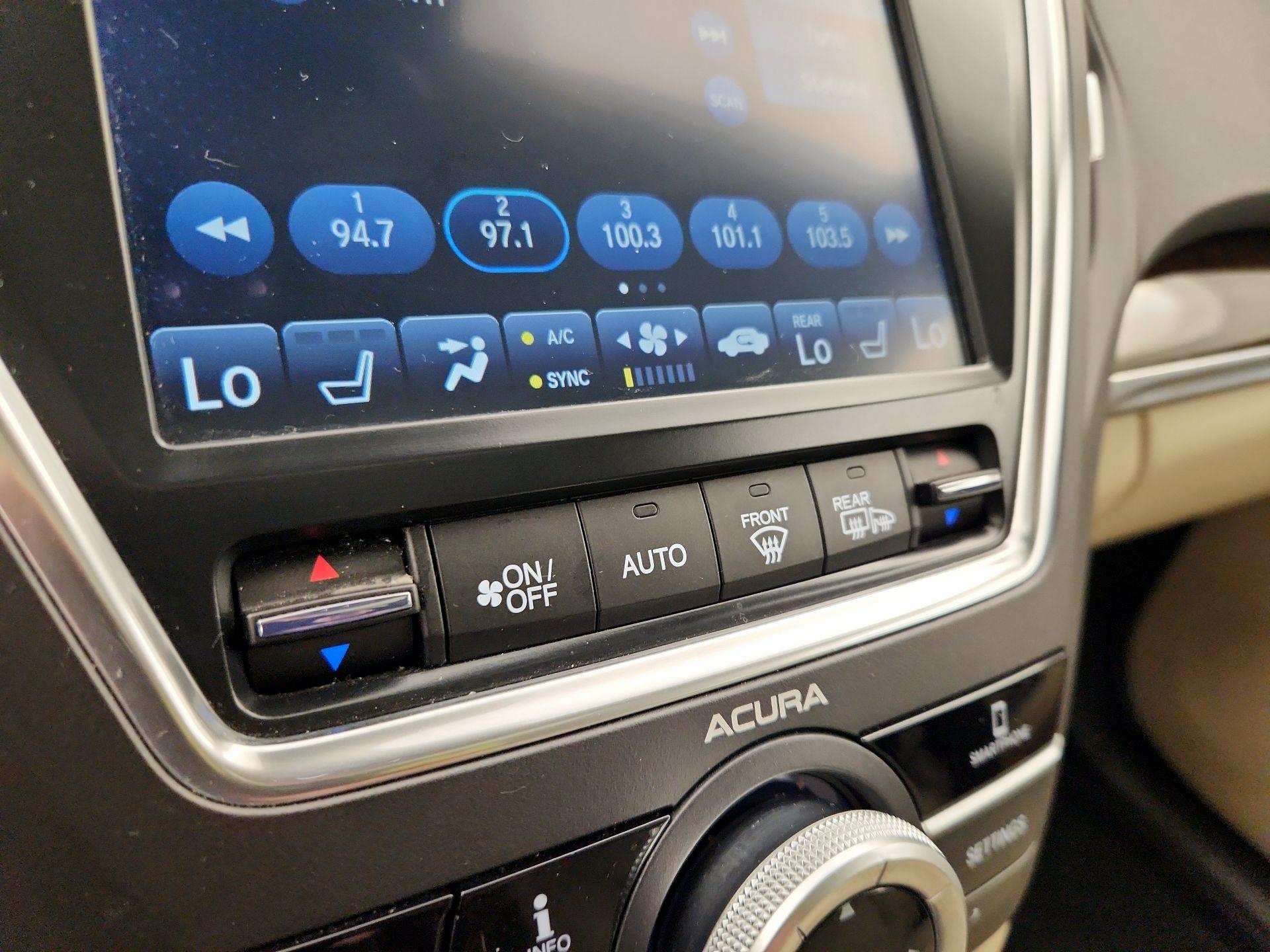 Thumbnail: 2020 Acura MDX - 16