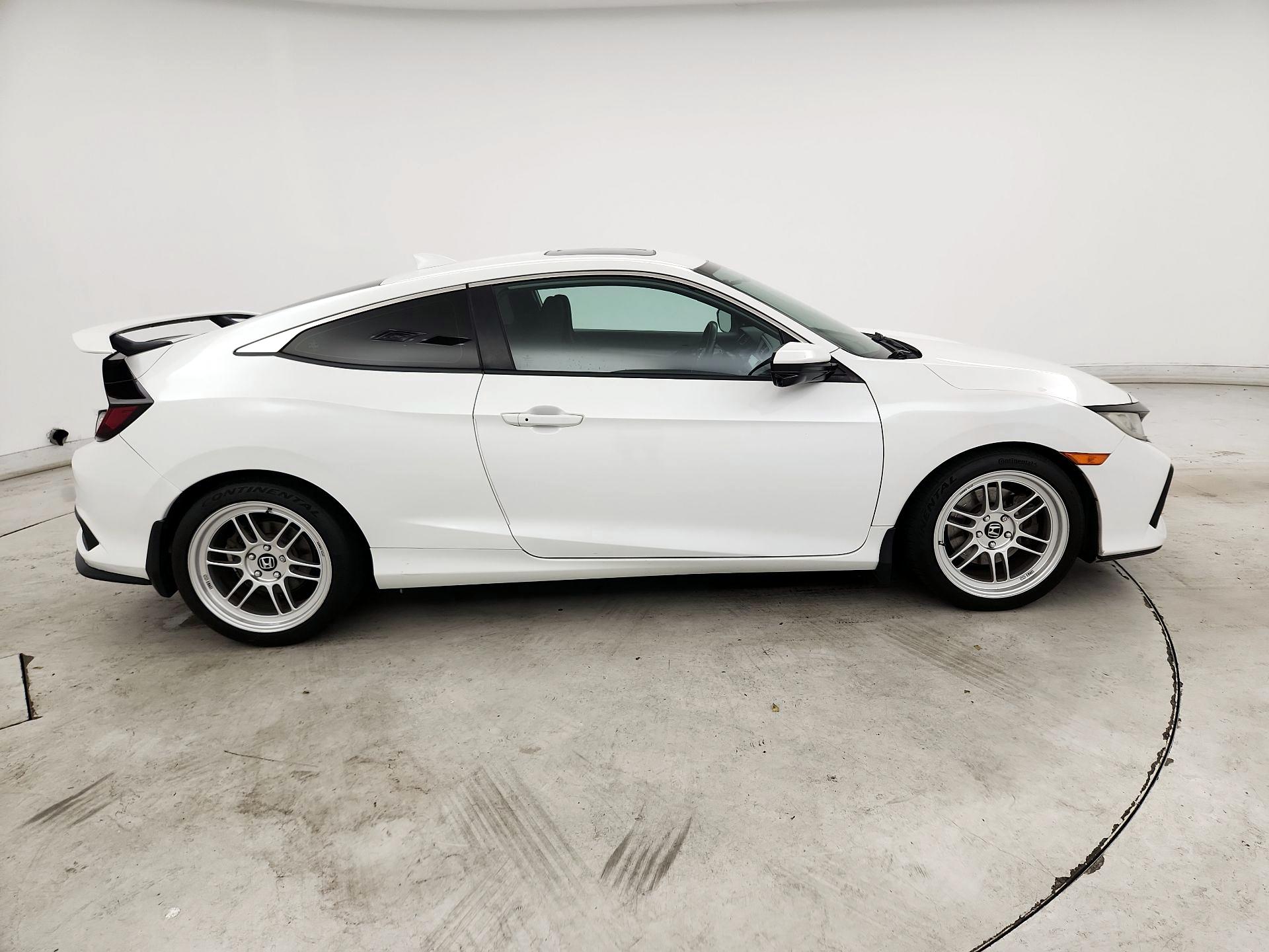Thumbnail: 2019 Honda Civic - 4