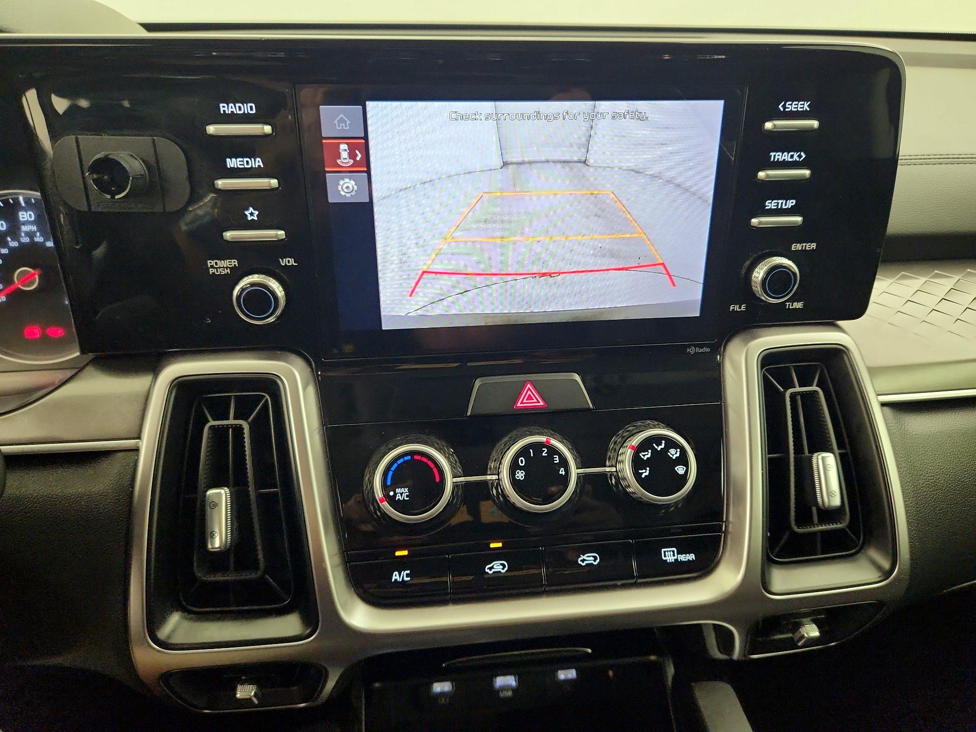 Thumbnail: 2023 Kia Sorento - 14