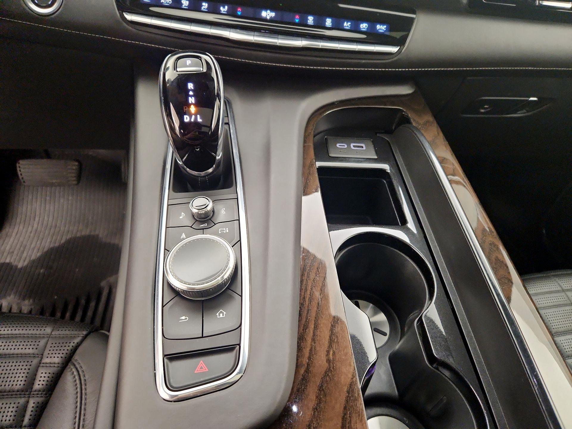 Thumbnail: 2023 Cadillac Escalade - 18