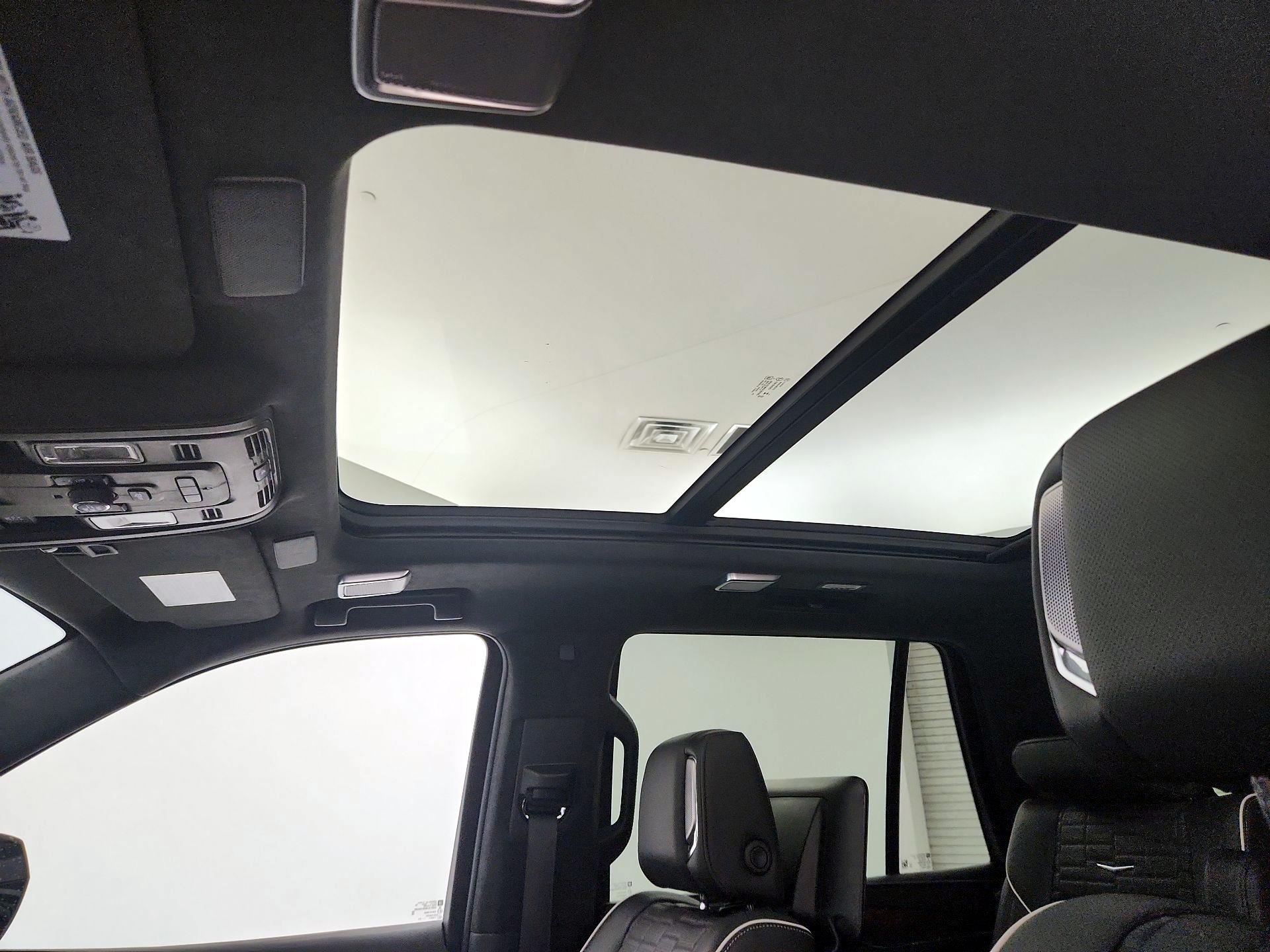 Thumbnail: 2023 Cadillac Escalade - 20
