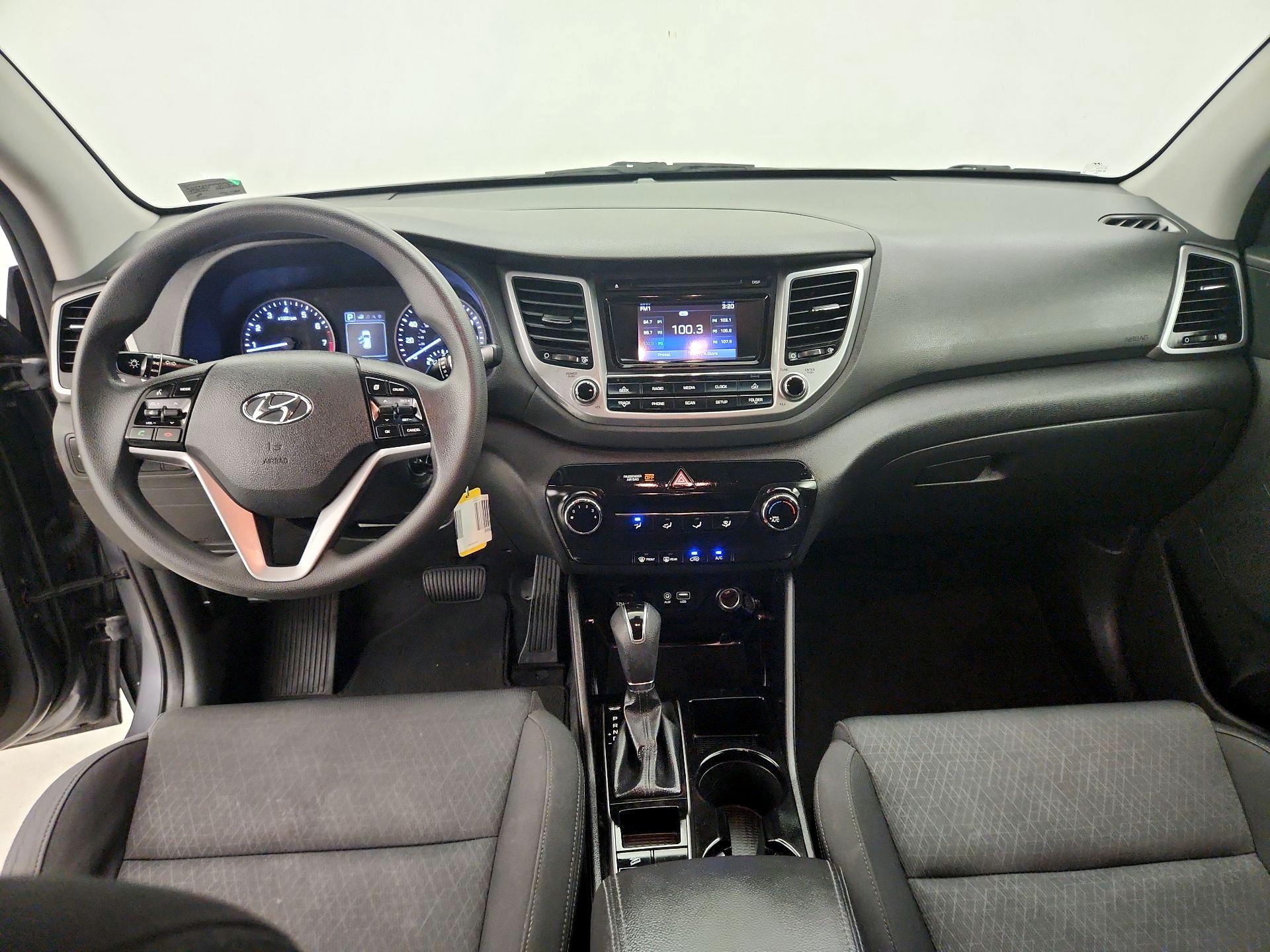 Thumbnail: 2017 Hyundai Tucson - 9