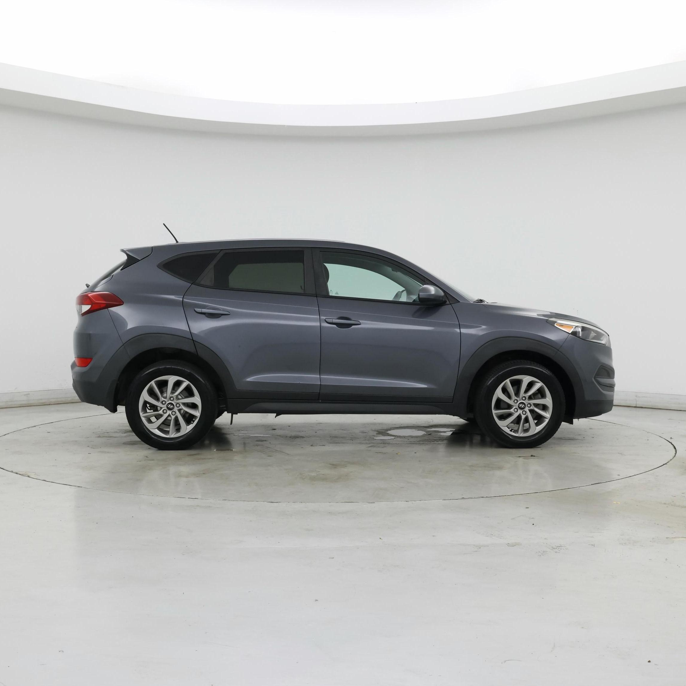 Thumbnail: 2017 Hyundai Tucson - 7