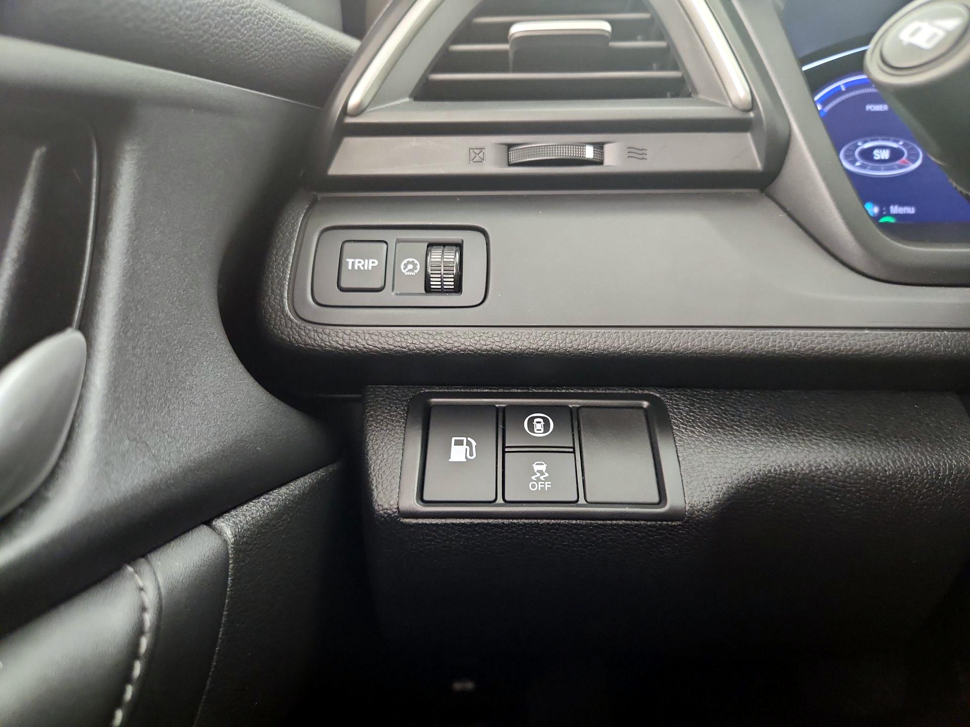 Thumbnail: 2019 Honda Insight - 13