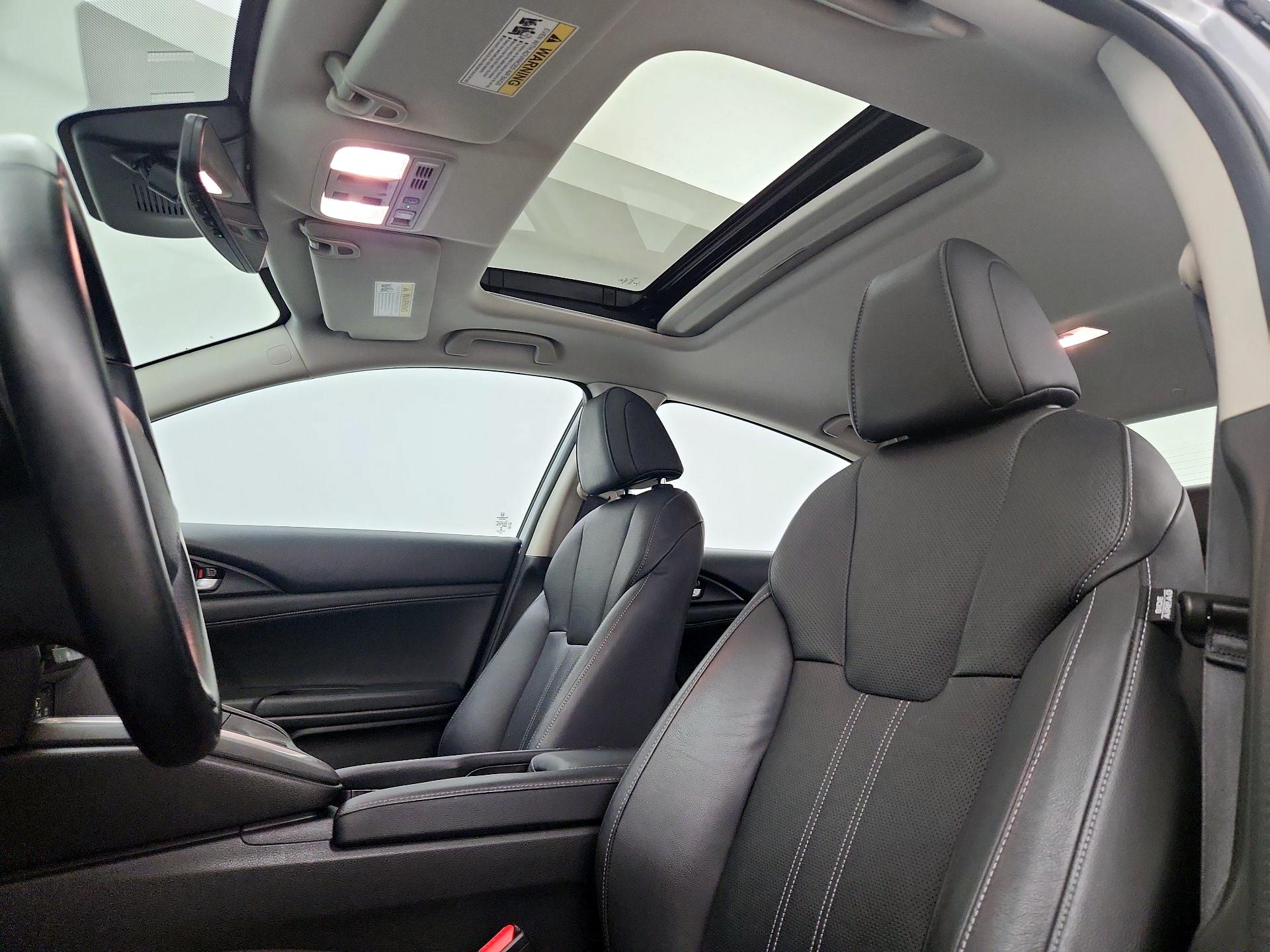 Thumbnail: 2019 Honda Insight - 20