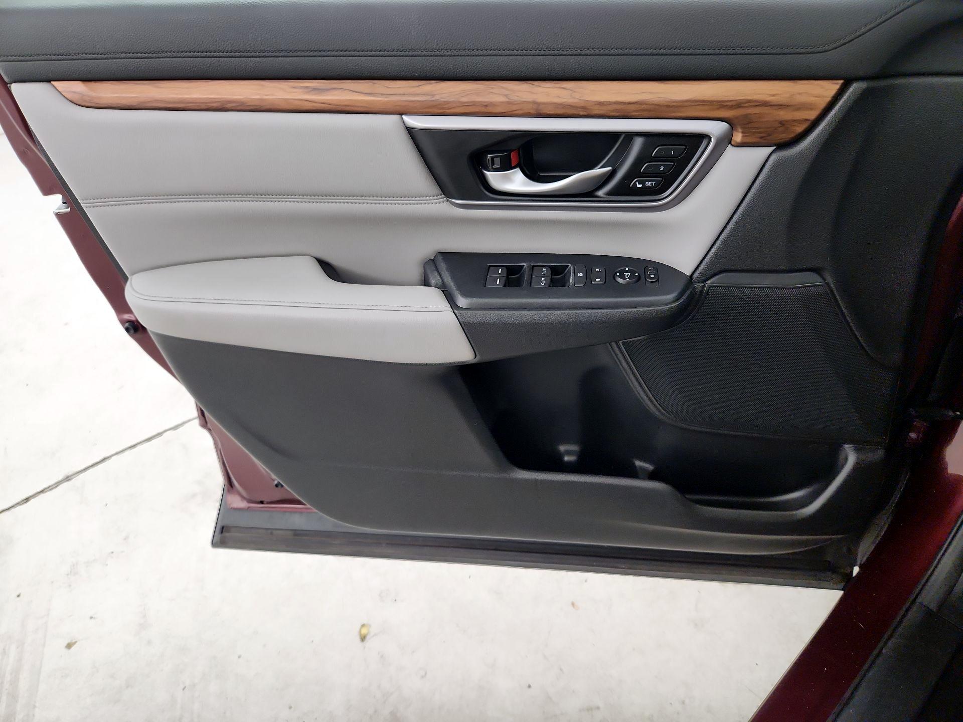 Thumbnail: 2017 Honda CR-V - 12