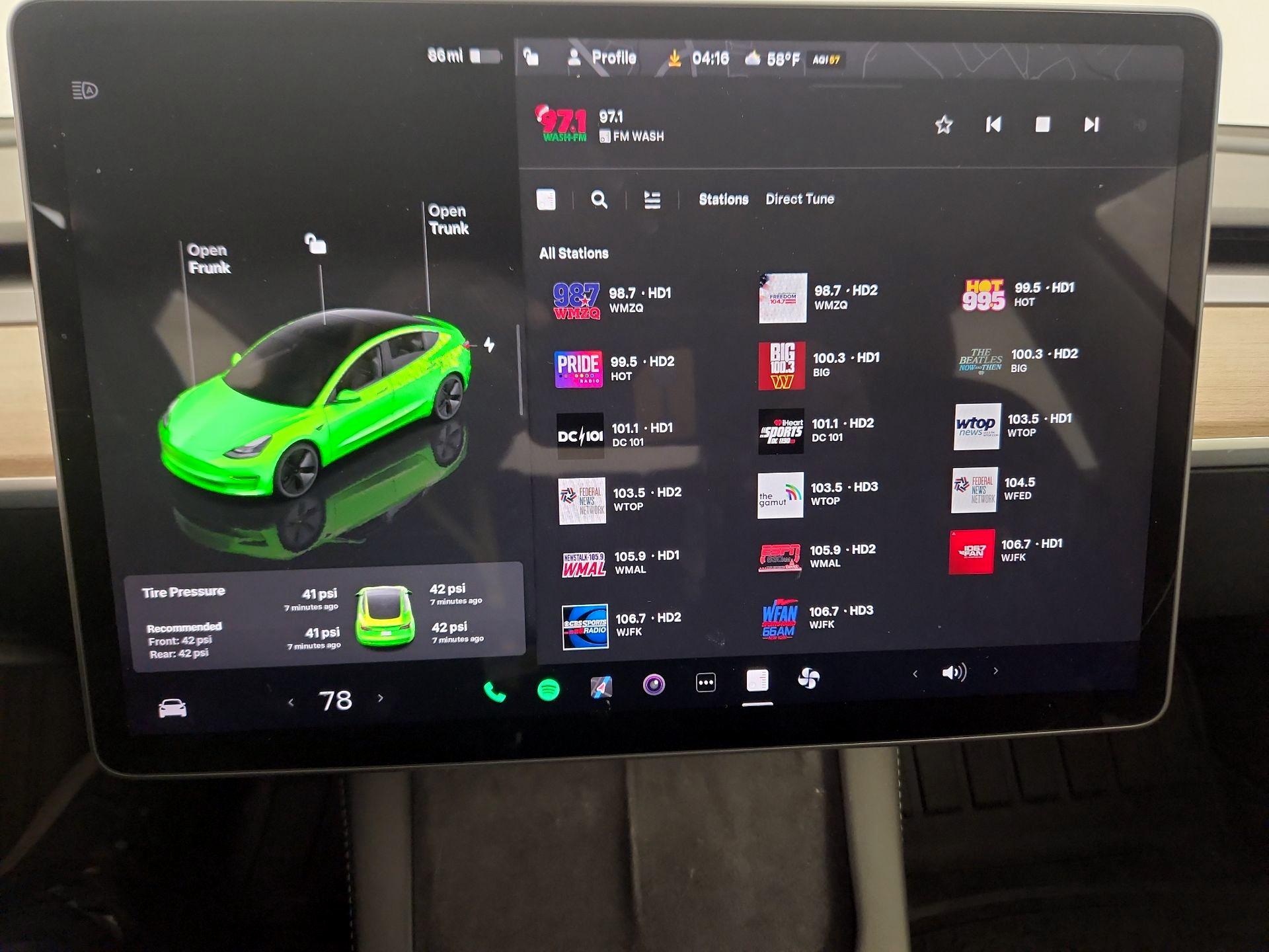 Thumbnail: 2022 Tesla Model 3 - 15