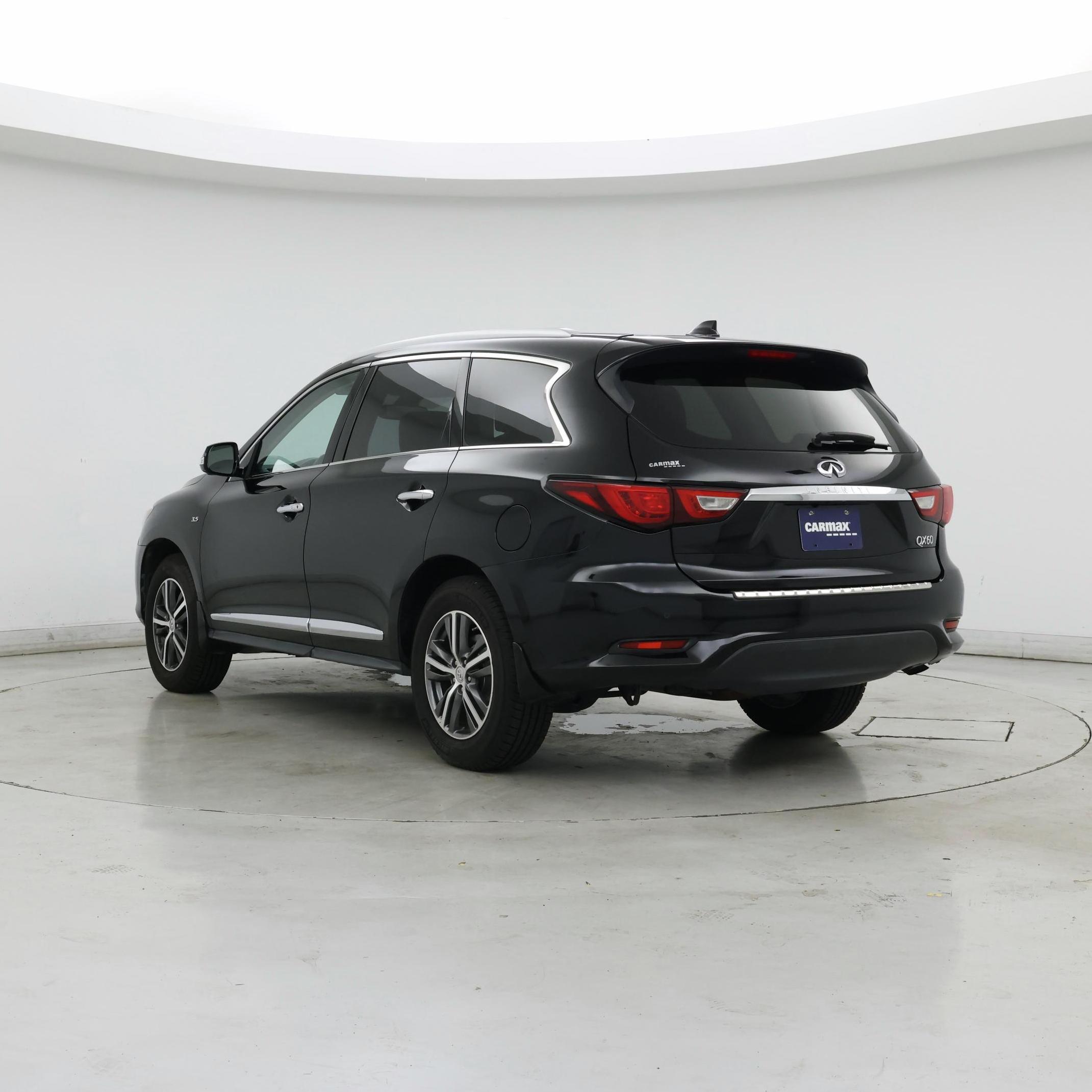 Thumbnail: 2017 INFINITI QX60 - 2