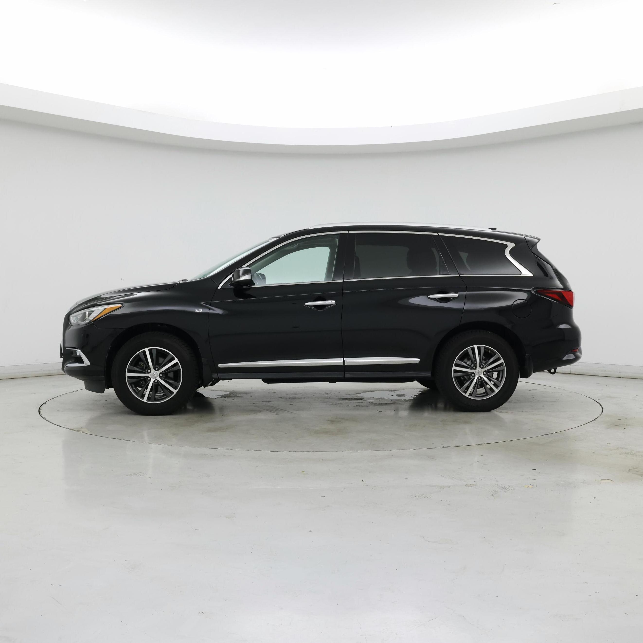Thumbnail: 2017 INFINITI QX60 - 3