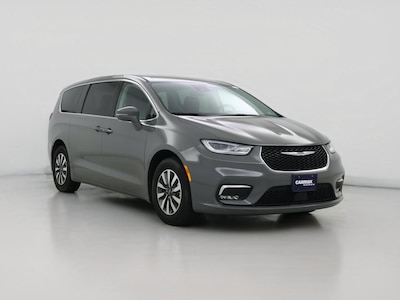 Gray 2022 Chrysler Pacifica Hybrid Touring L