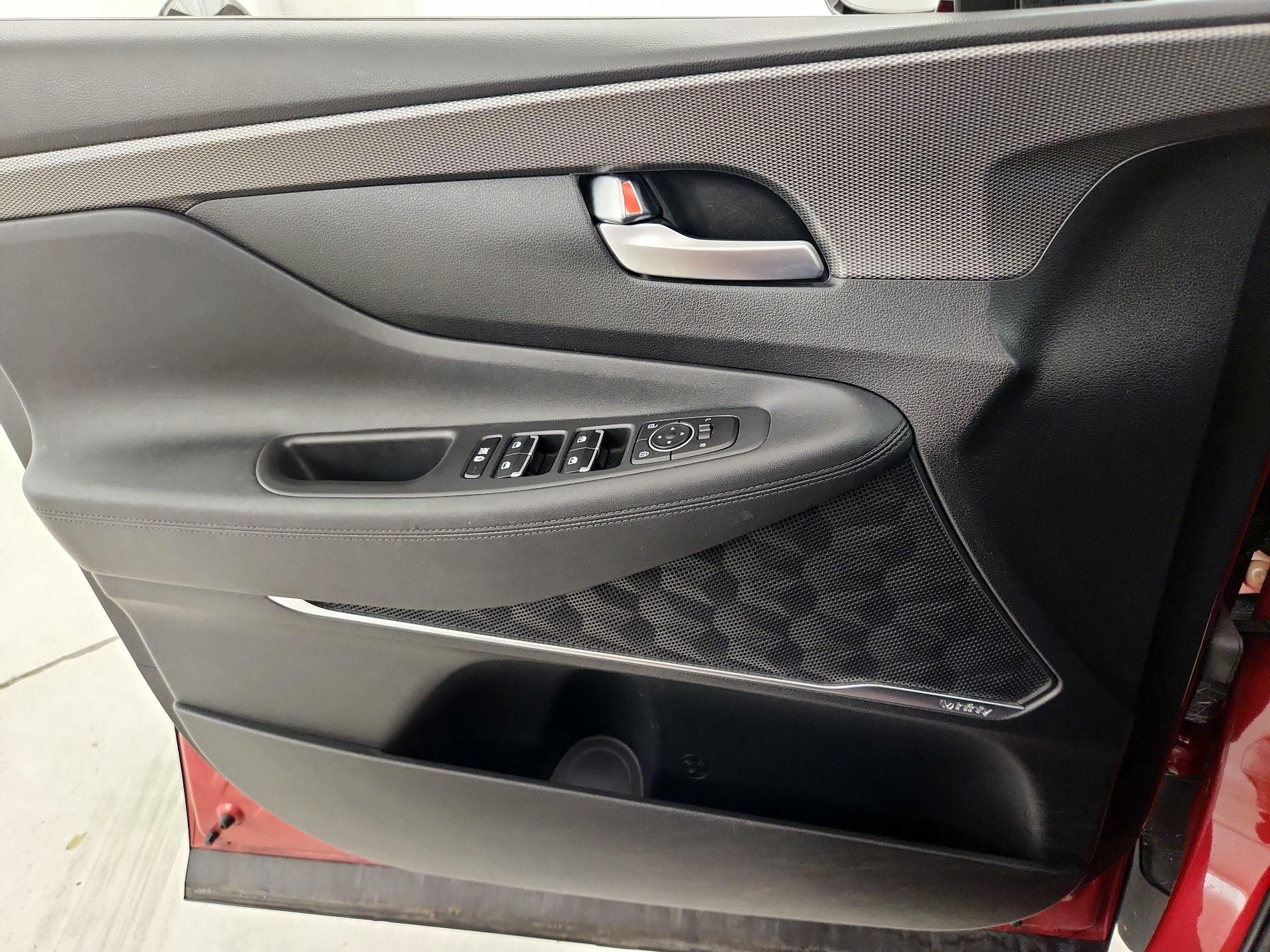 Thumbnail: 2019 Hyundai Santa Fe - 12