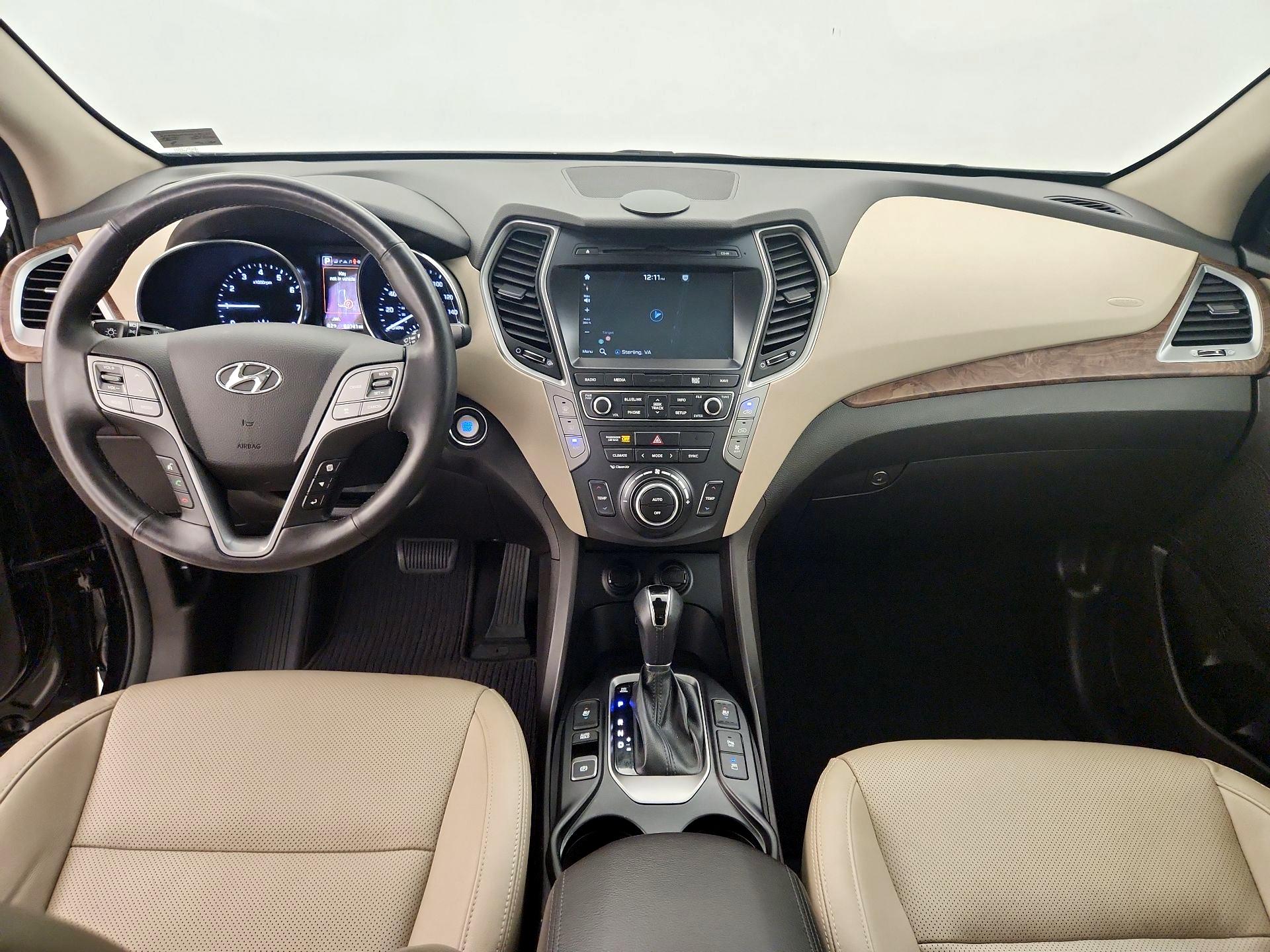 Thumbnail: 2017 Hyundai Santa Fe - 9