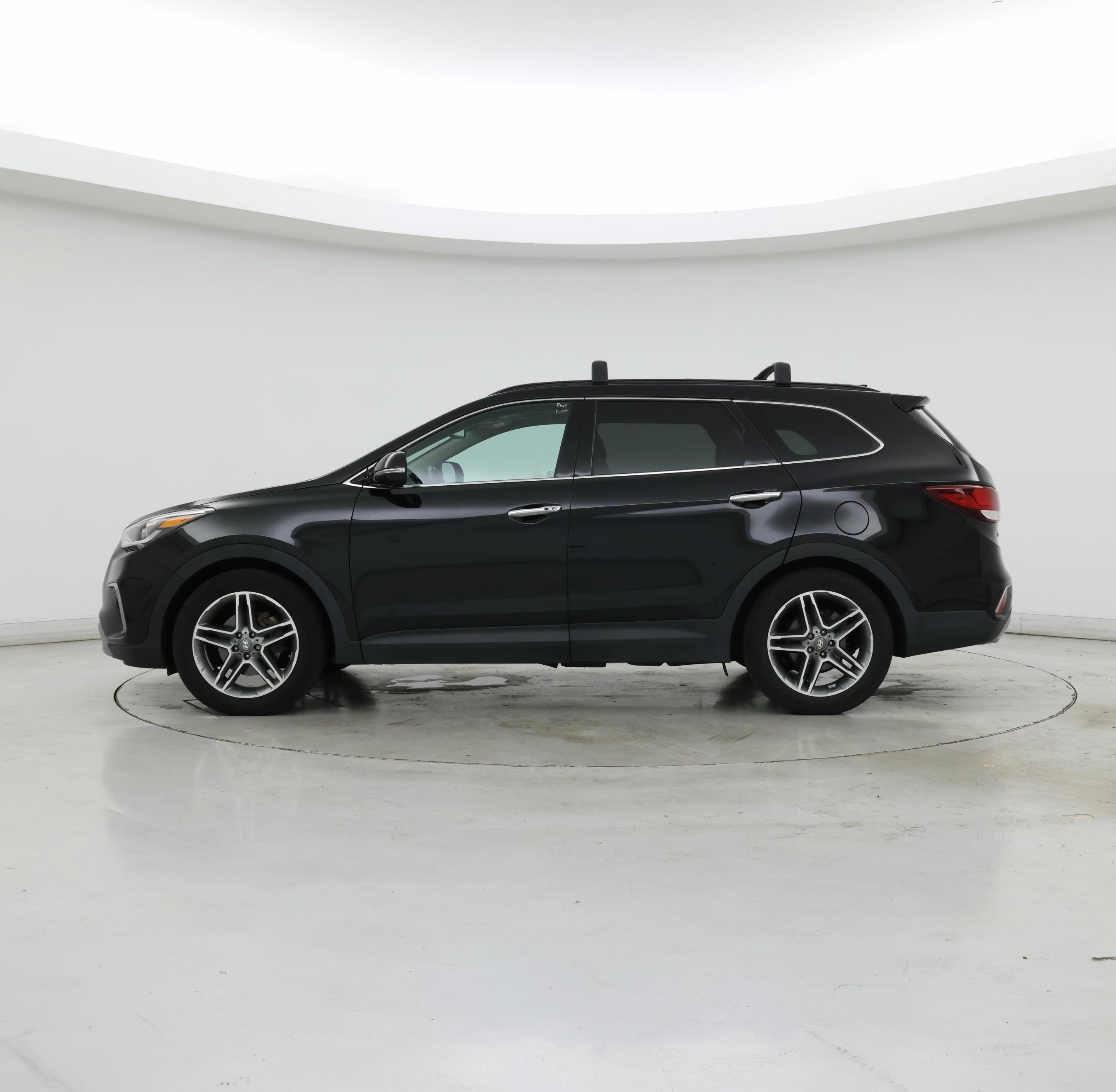 Thumbnail: 2017 Hyundai Santa Fe - 3