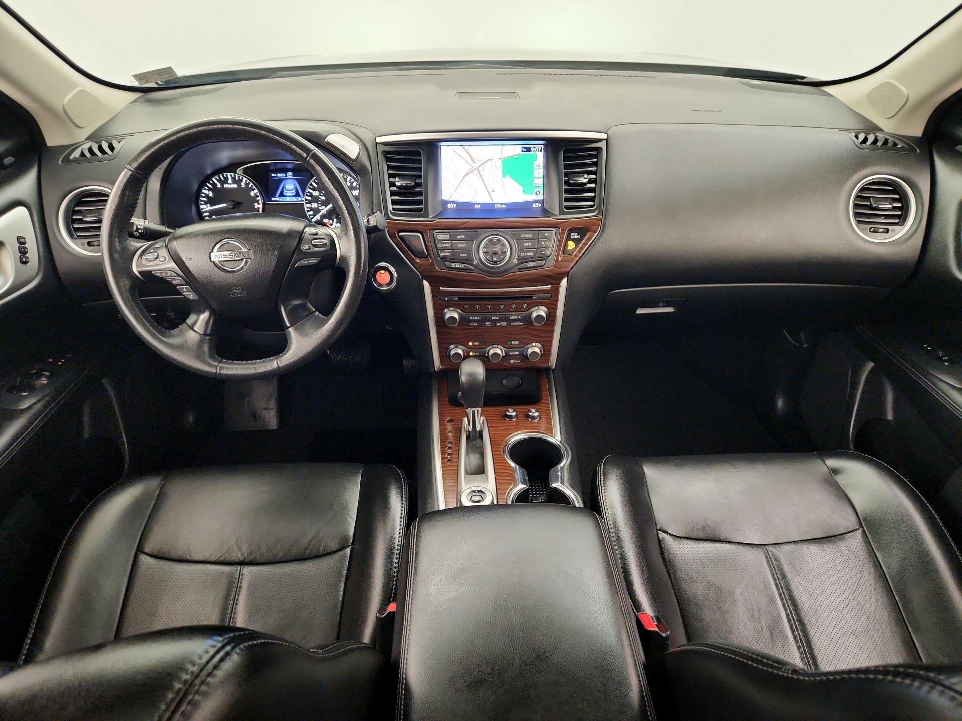 Thumbnail: 2017 Nissan Pathfinder - 9