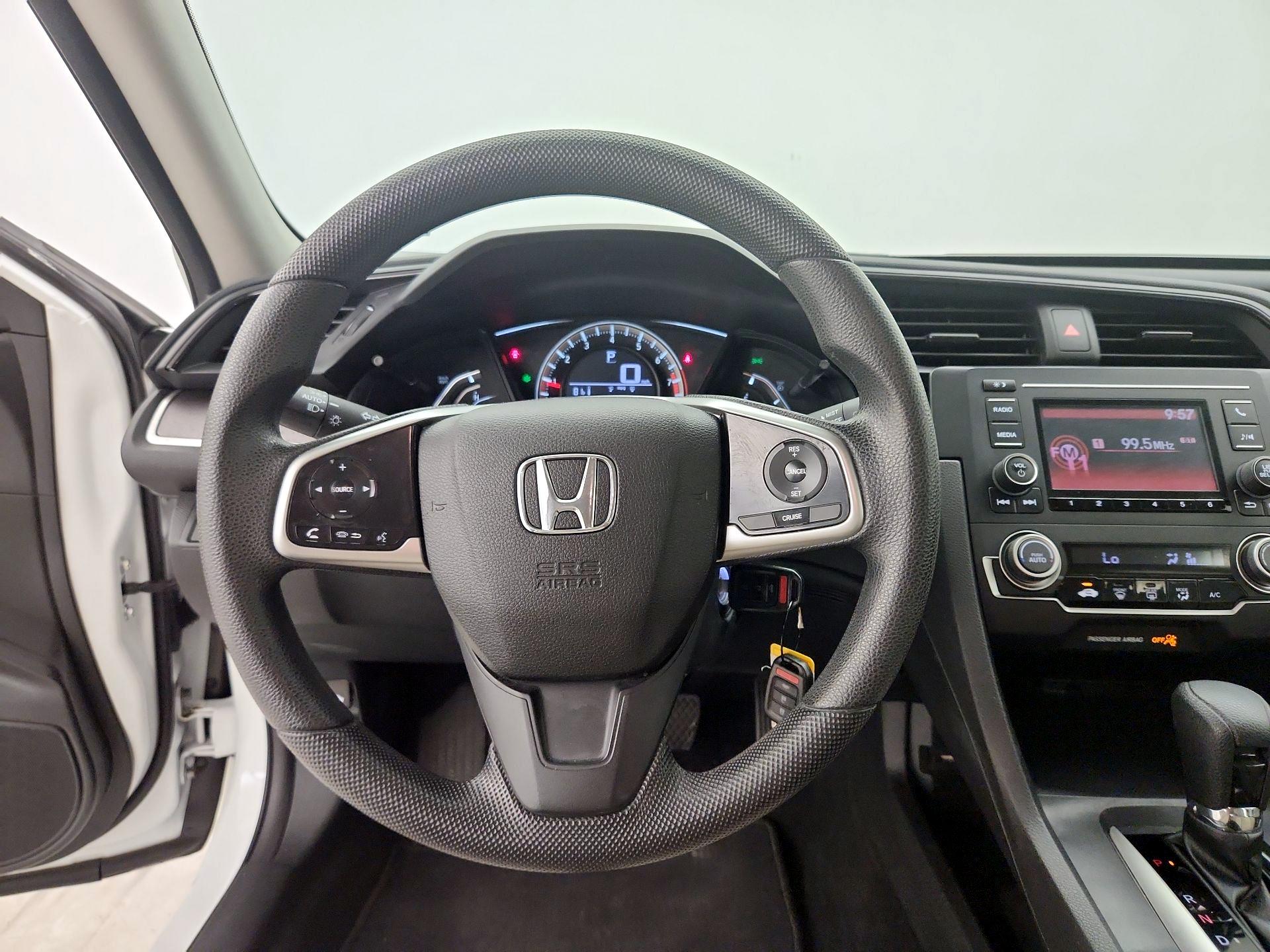 Thumbnail: 2016 Honda Civic - 10