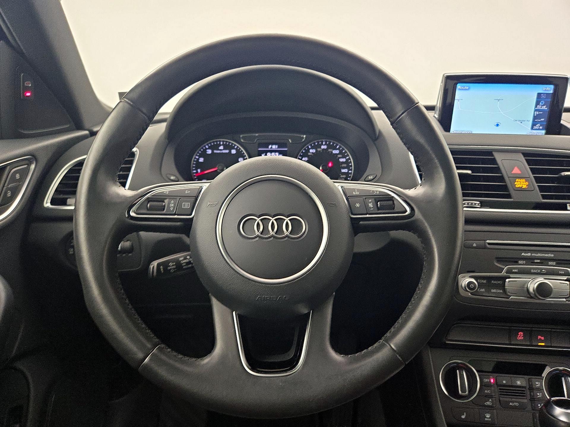 Thumbnail: 2016 Audi Q3 - 10
