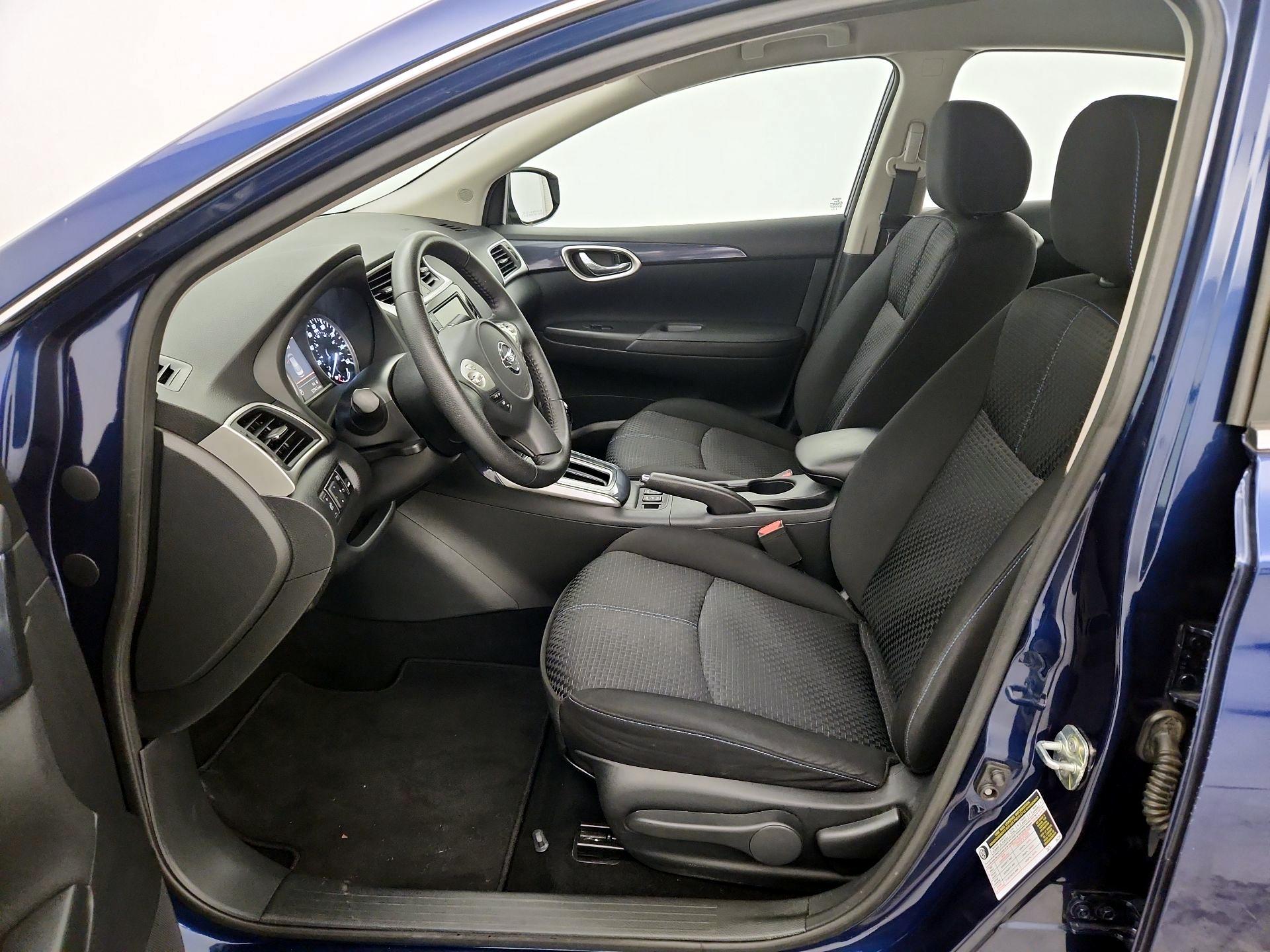 Thumbnail: 2019 Nissan Sentra - 11