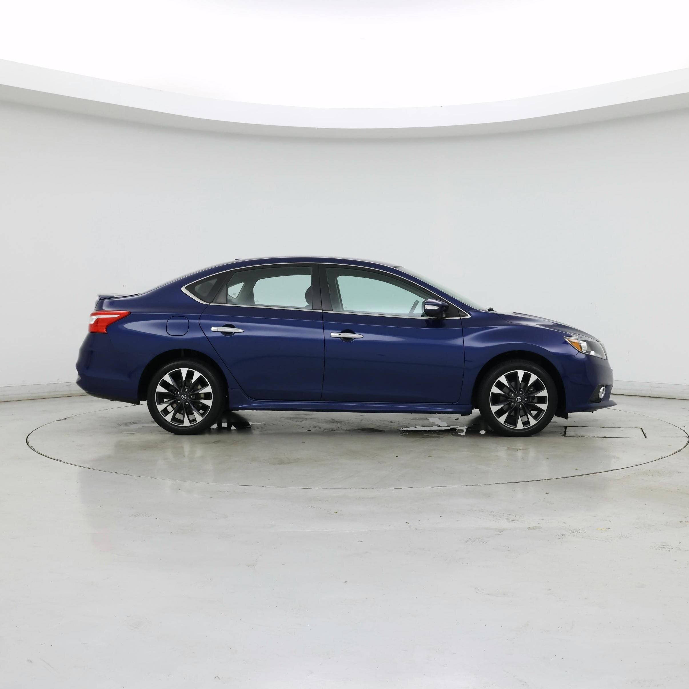 Thumbnail: 2019 Nissan Sentra - 7