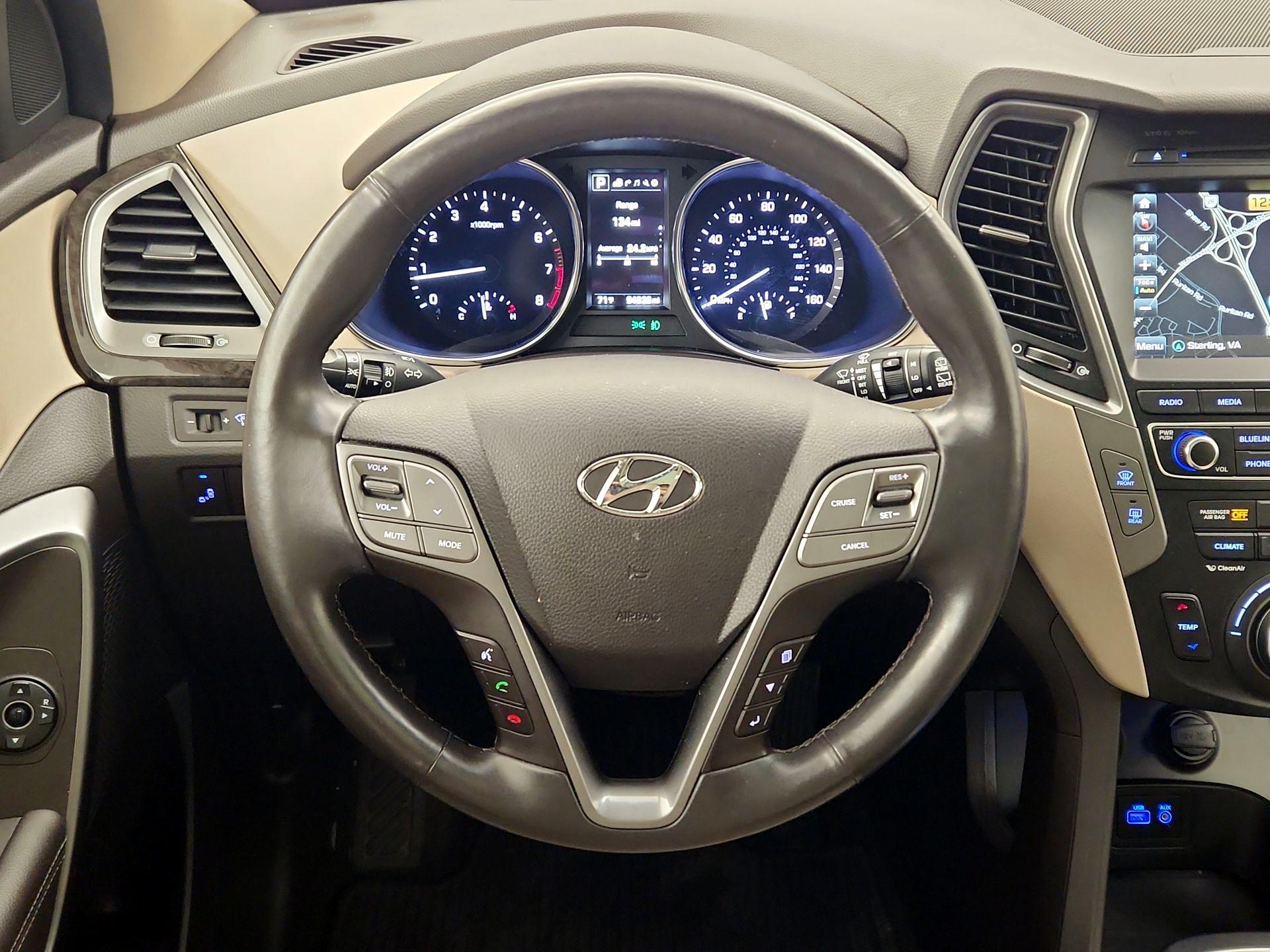 Thumbnail: 2017 Hyundai Santa Fe - 10