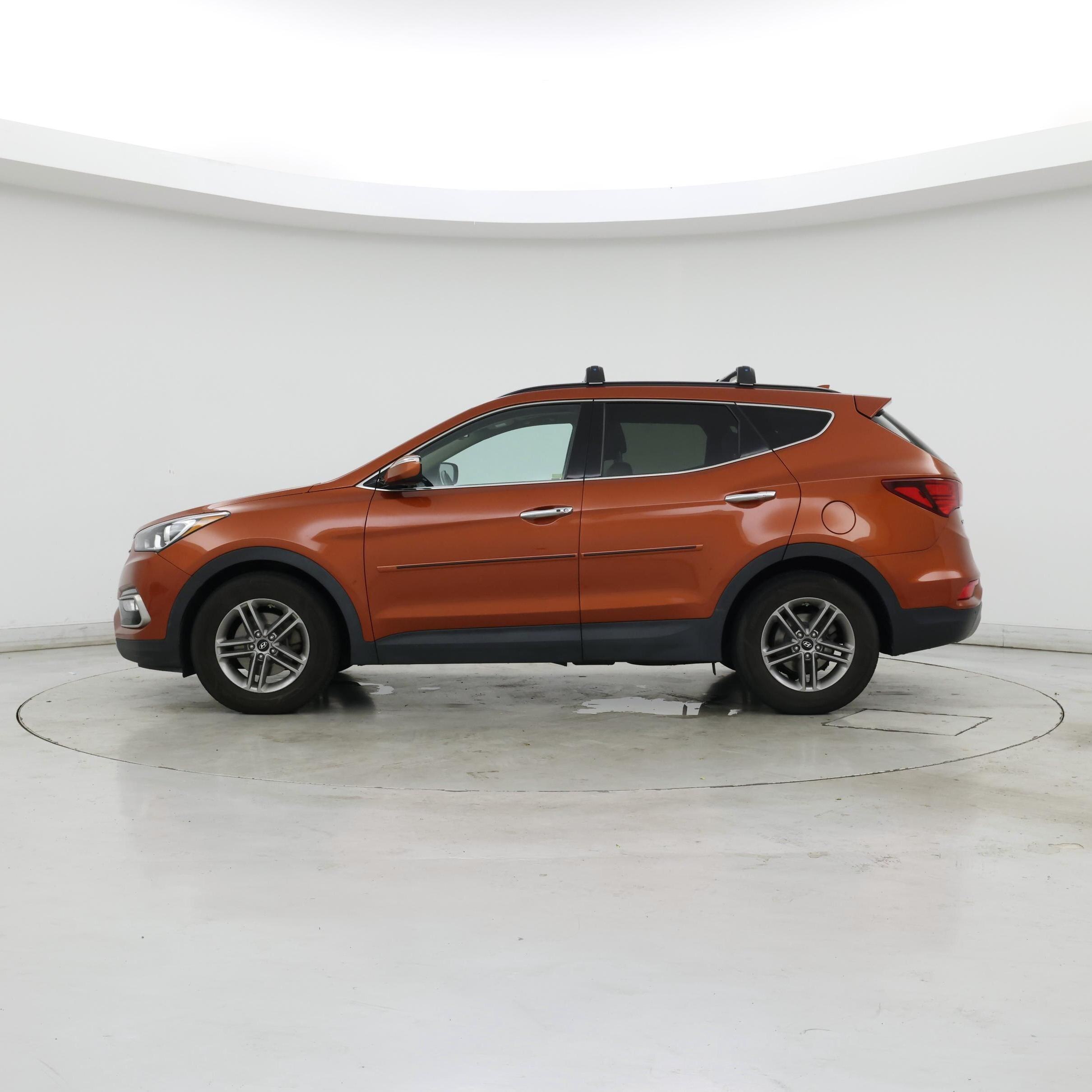 Thumbnail: 2017 Hyundai Santa Fe - 3