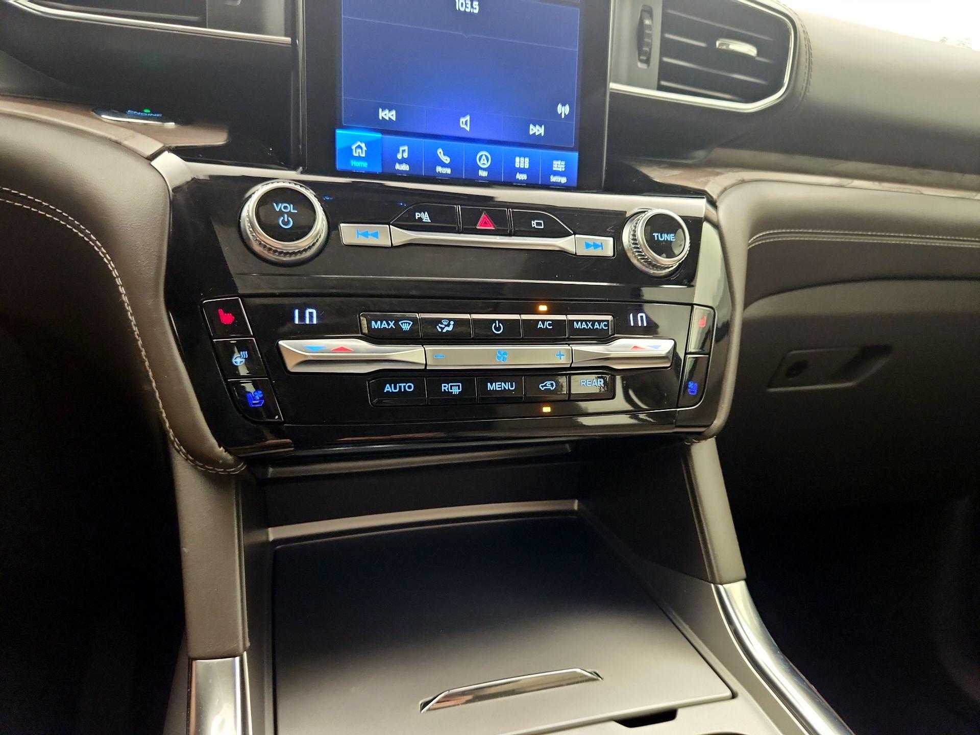 Thumbnail: 2021 Ford Explorer - 16