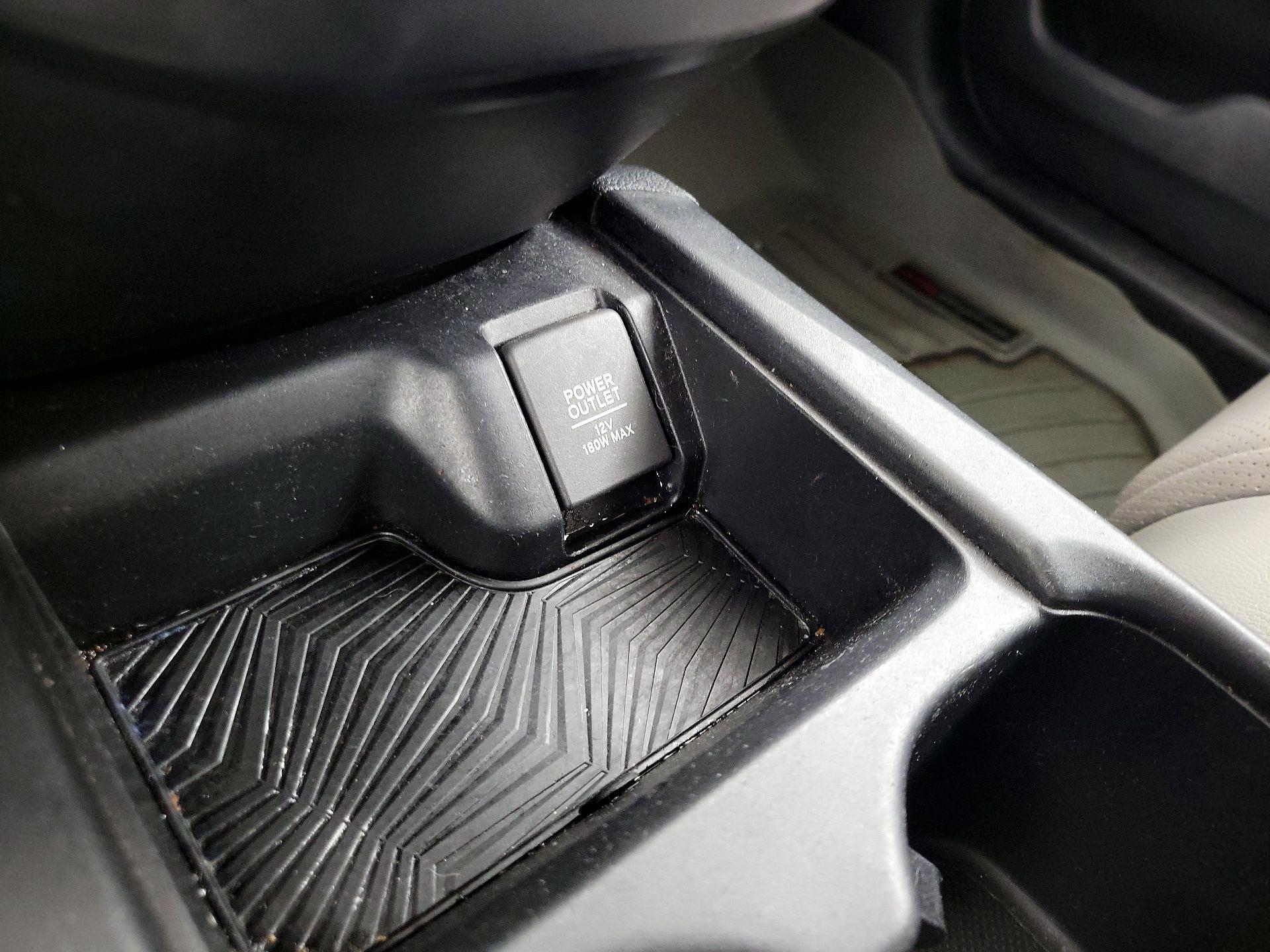 Thumbnail: 2017 Honda CR-V - 18