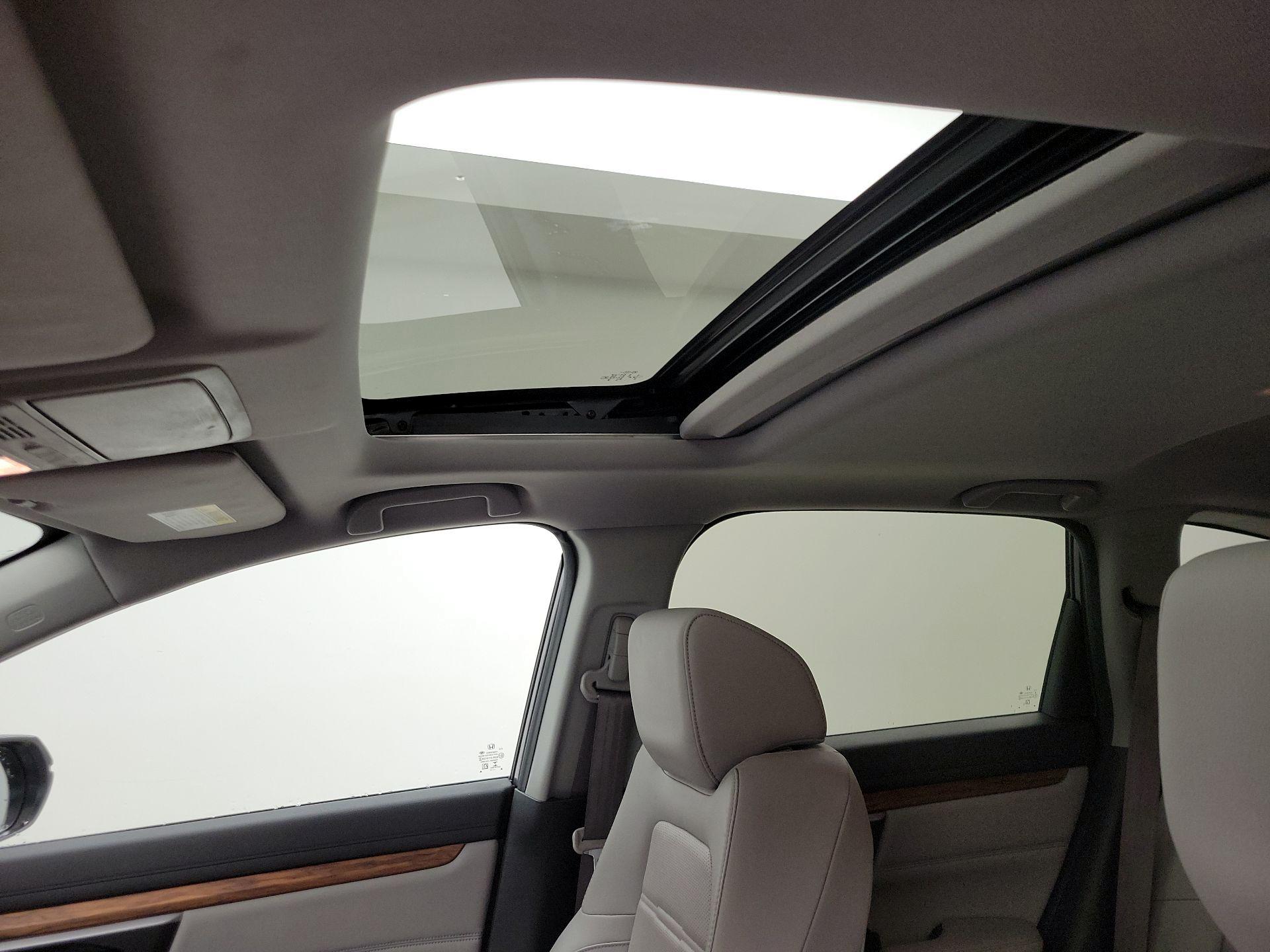 Thumbnail: 2017 Honda CR-V - 19