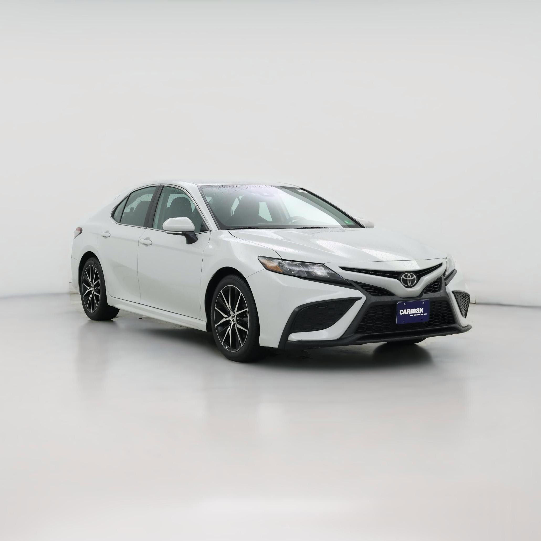 Thumbnail: 2022 Toyota Camry - 1