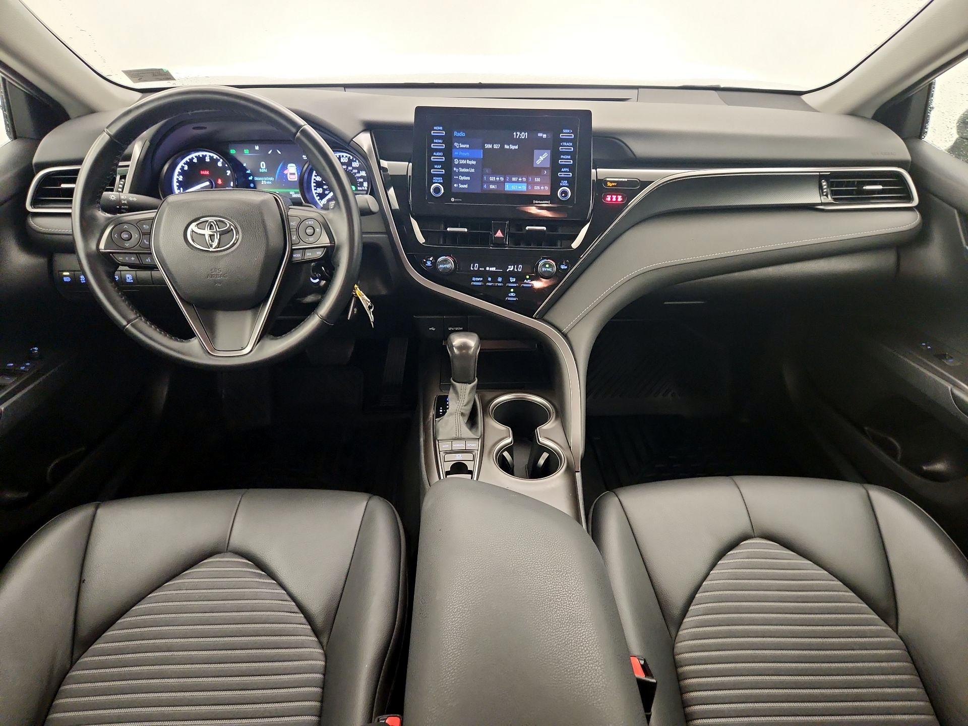 Thumbnail: 2022 Toyota Camry - 9