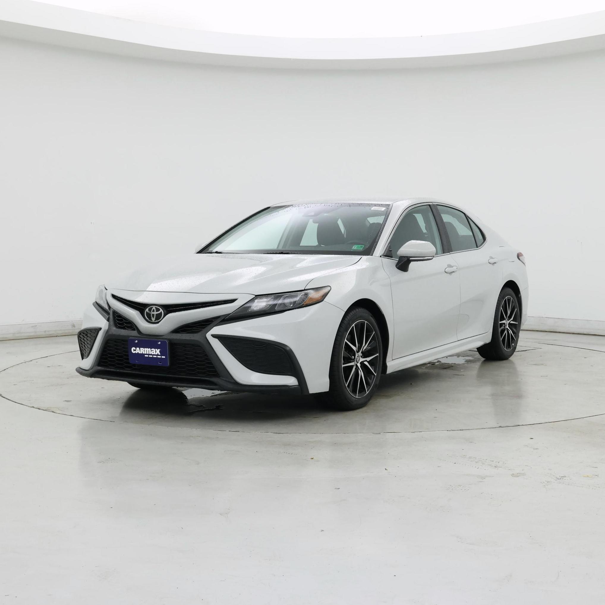 Thumbnail: 2022 Toyota Camry - 4