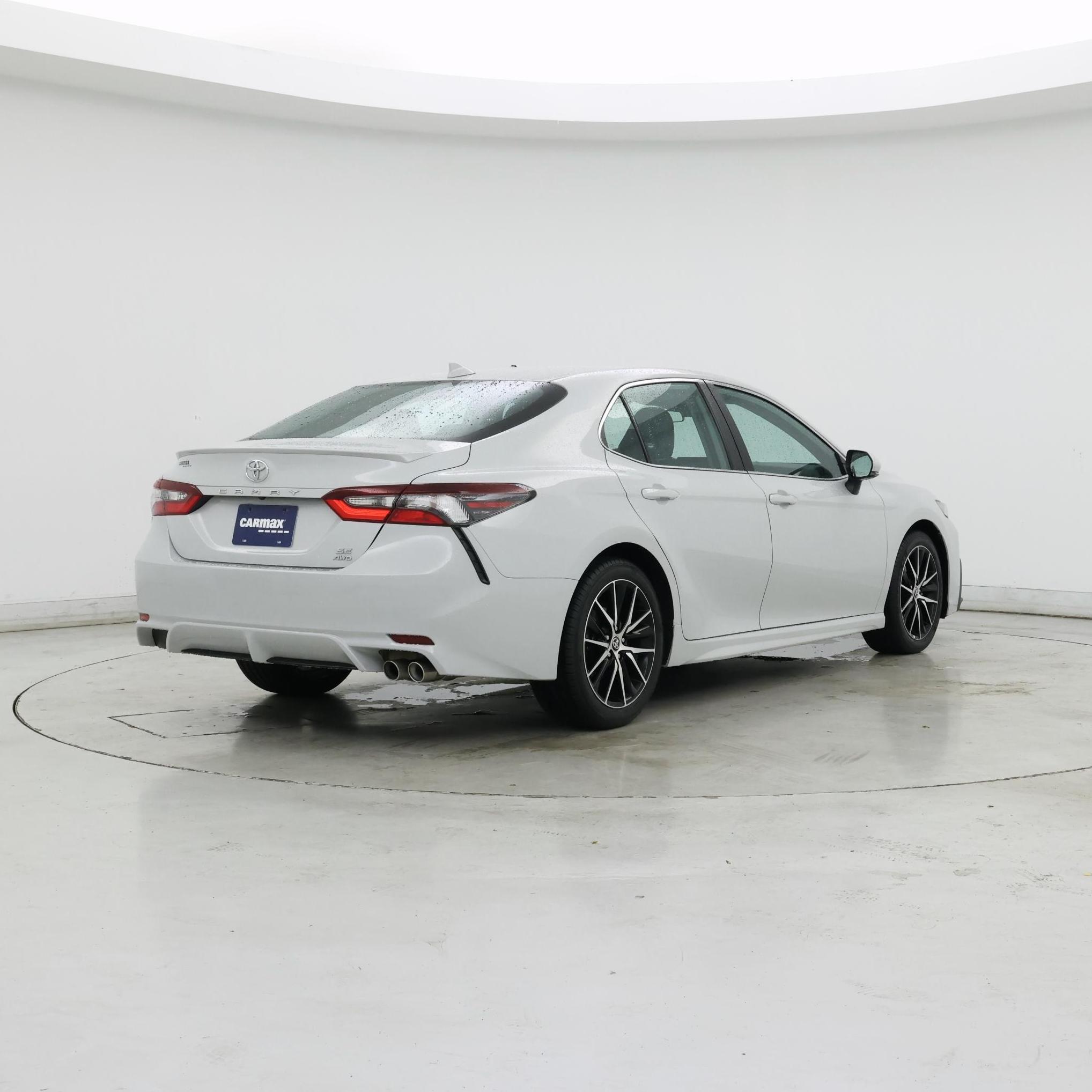 Thumbnail: 2022 Toyota Camry - 8