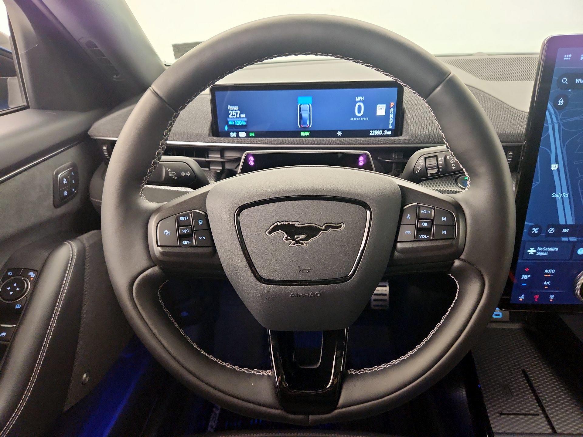 Thumbnail: 2022 Ford Mustang Mach-E - 10