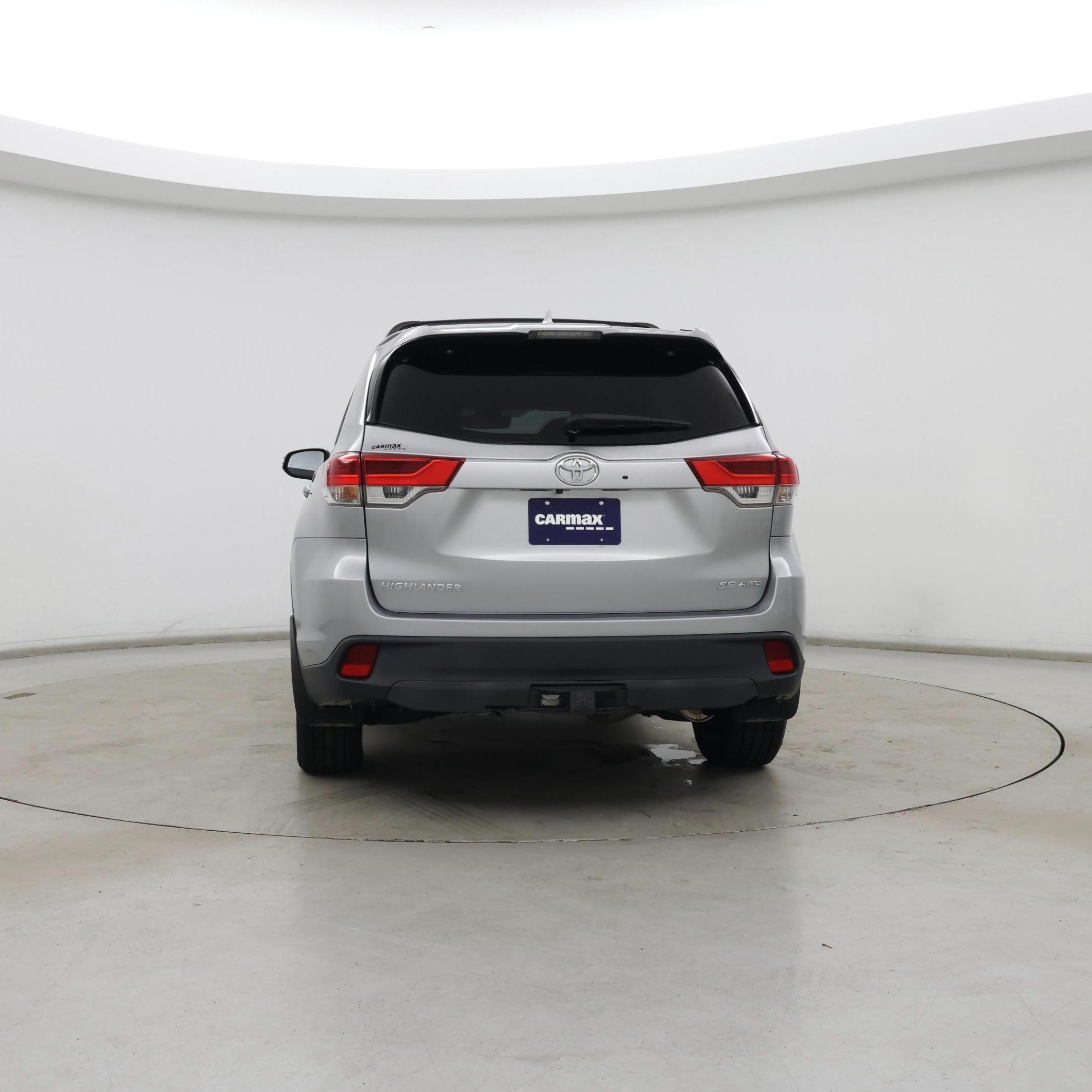 Thumbnail: 2017 Toyota Highlander - 6