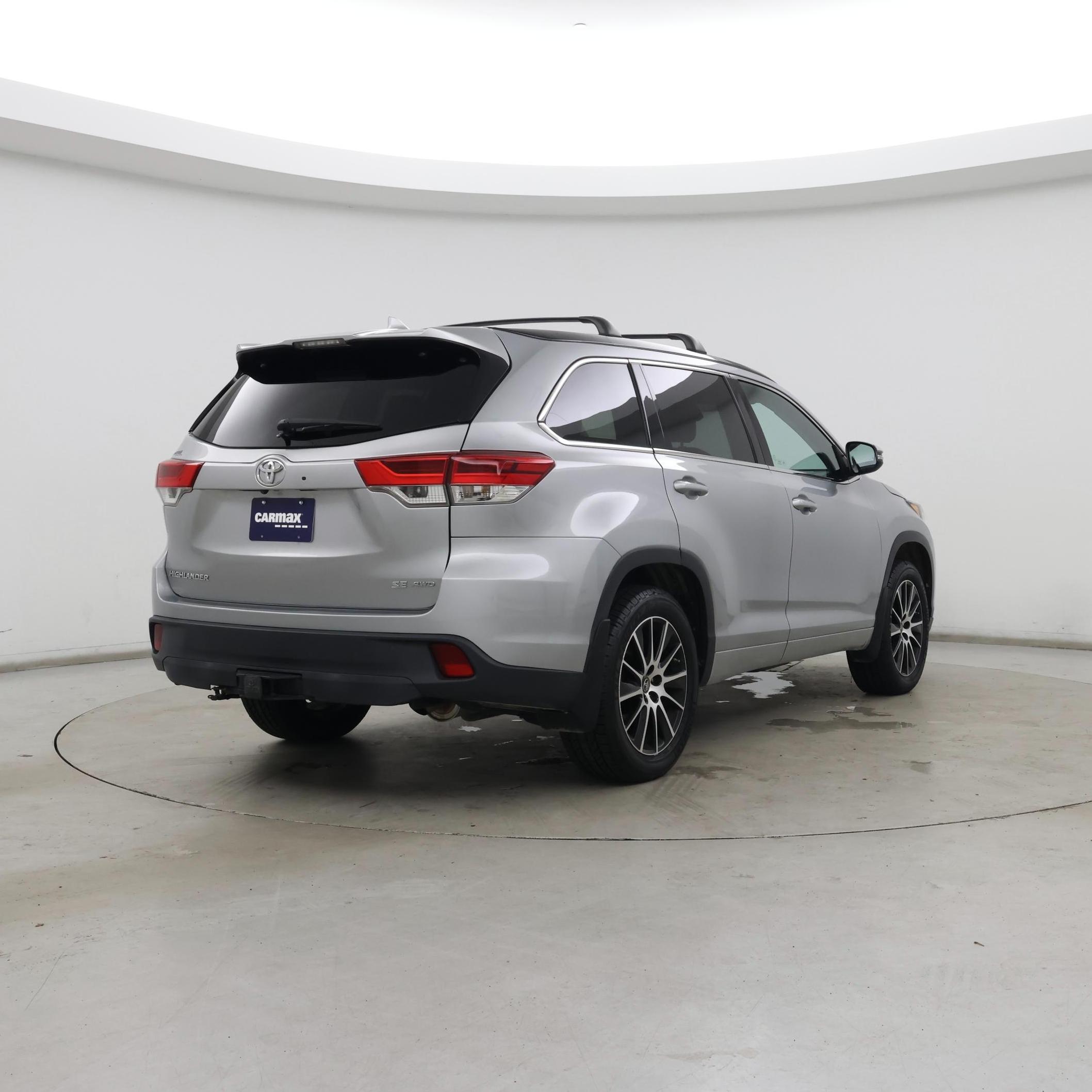 Thumbnail: 2017 Toyota Highlander - 8