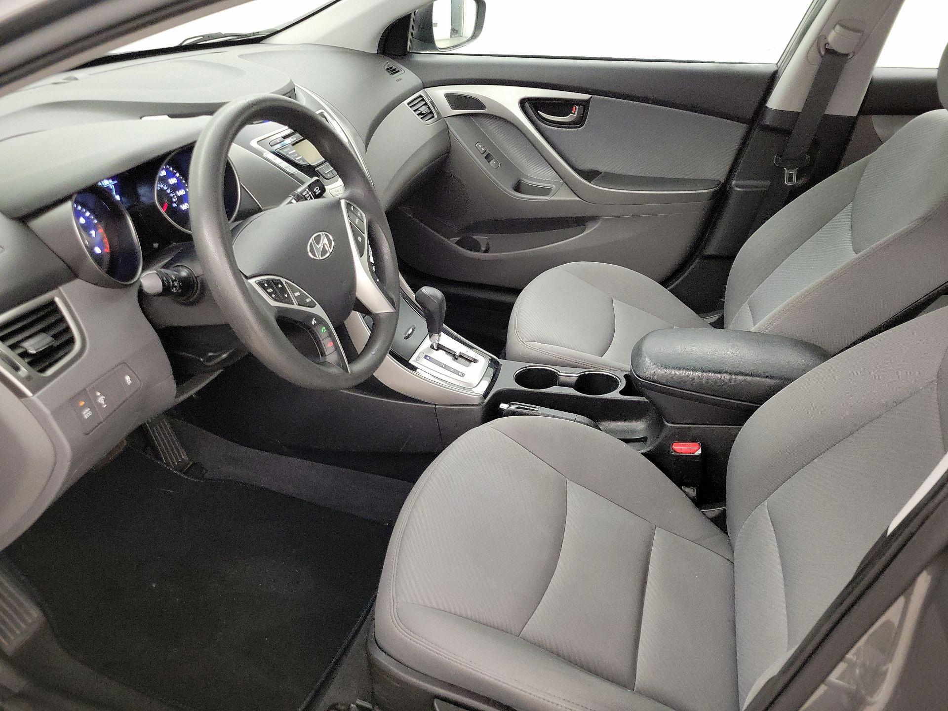 Thumbnail: 2013 Hyundai Elantra - 11