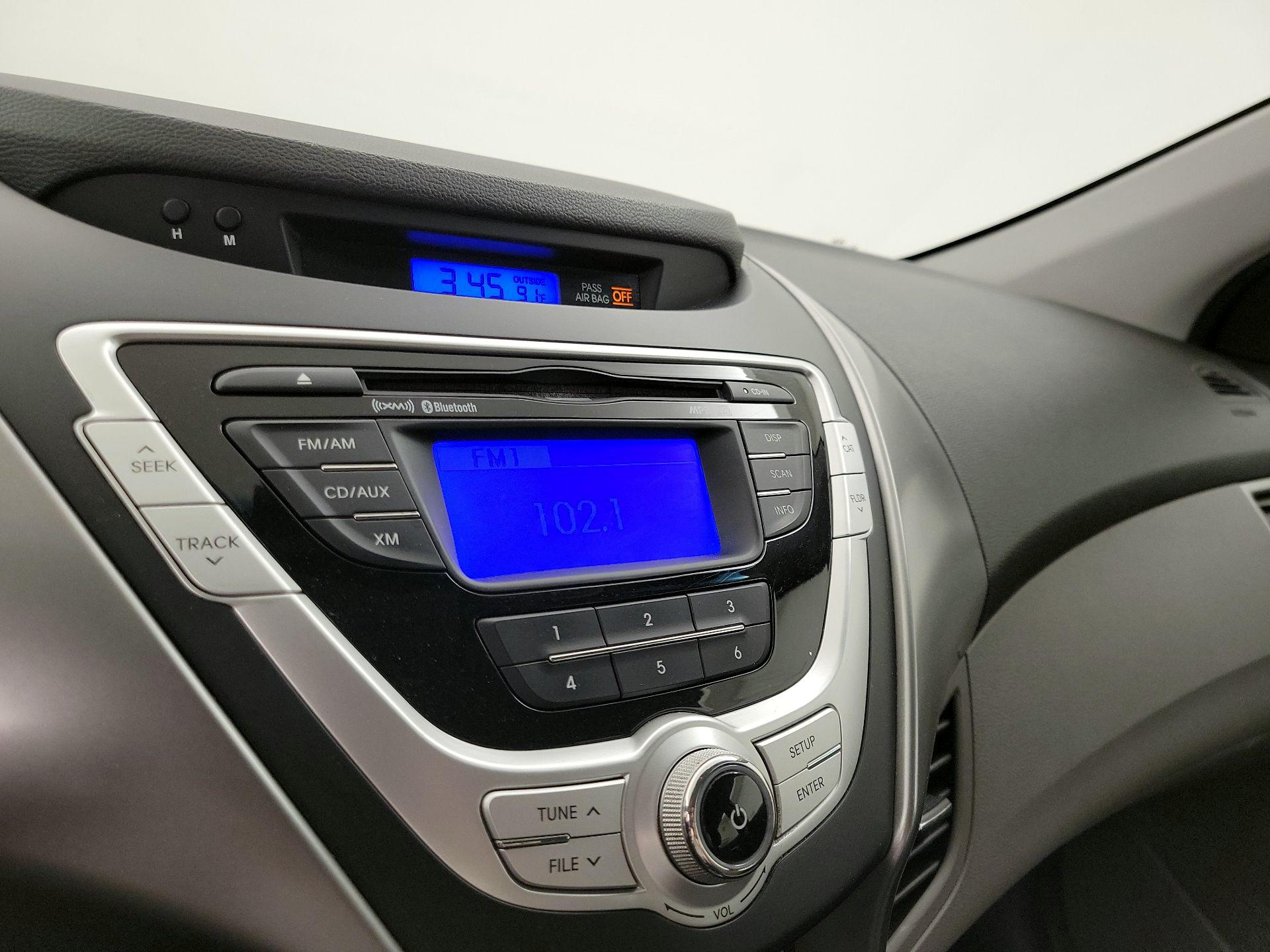 Thumbnail: 2013 Hyundai Elantra - 14