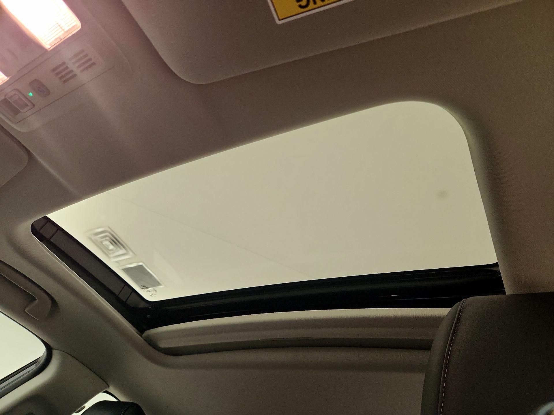 Thumbnail: 2019 Honda Insight - 20