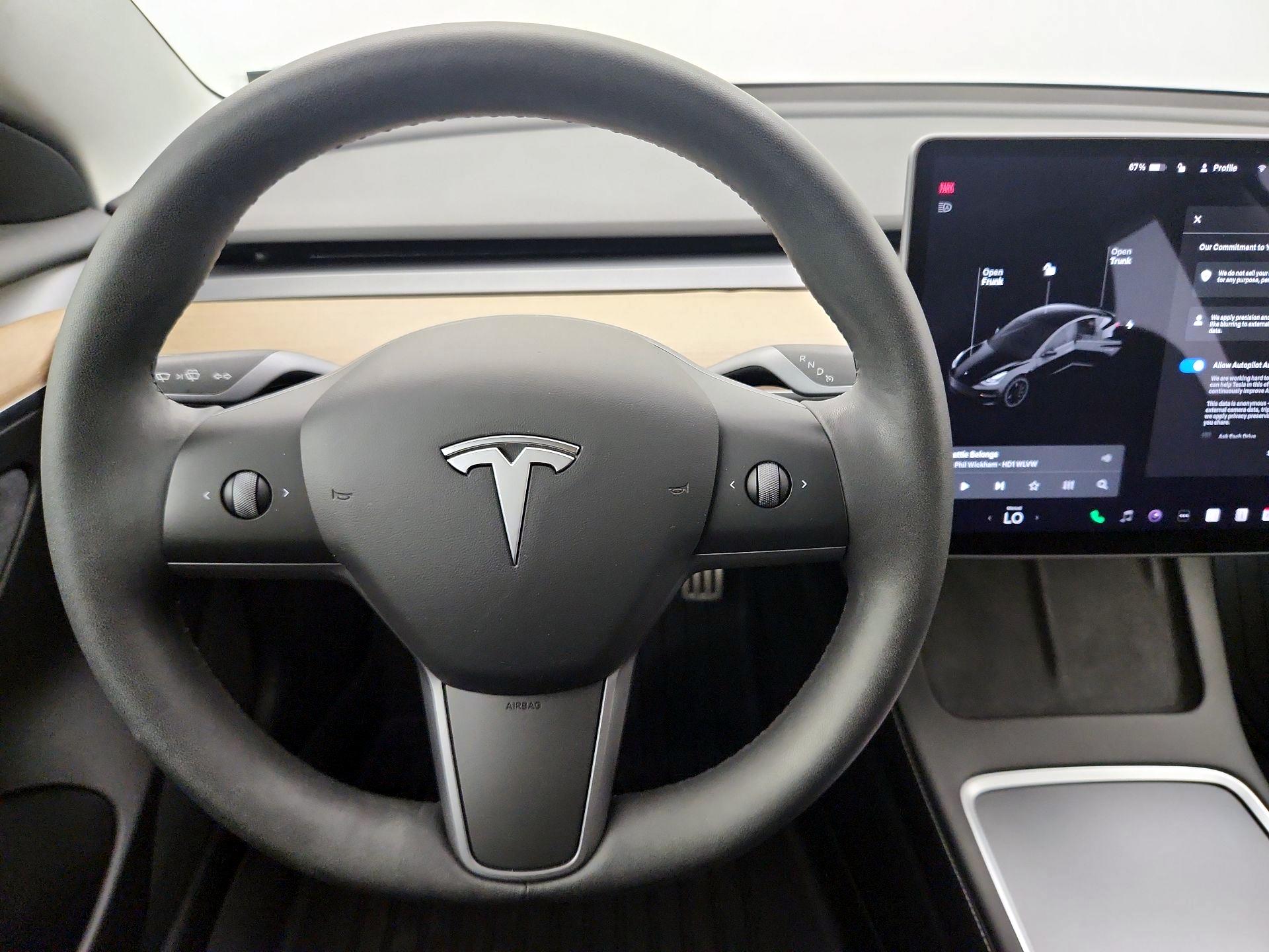 Thumbnail: 2021 Tesla Model 3 - 10