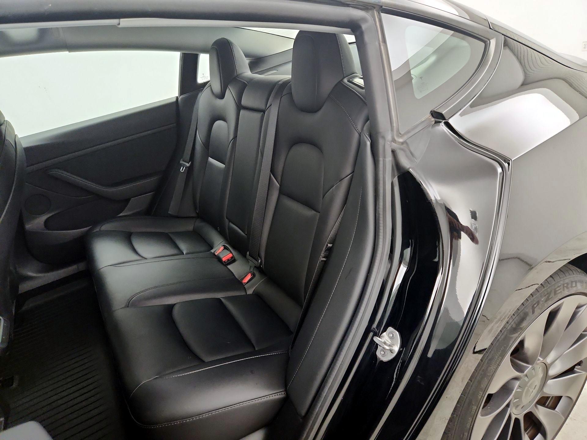 Thumbnail: 2021 Tesla Model 3 - 20