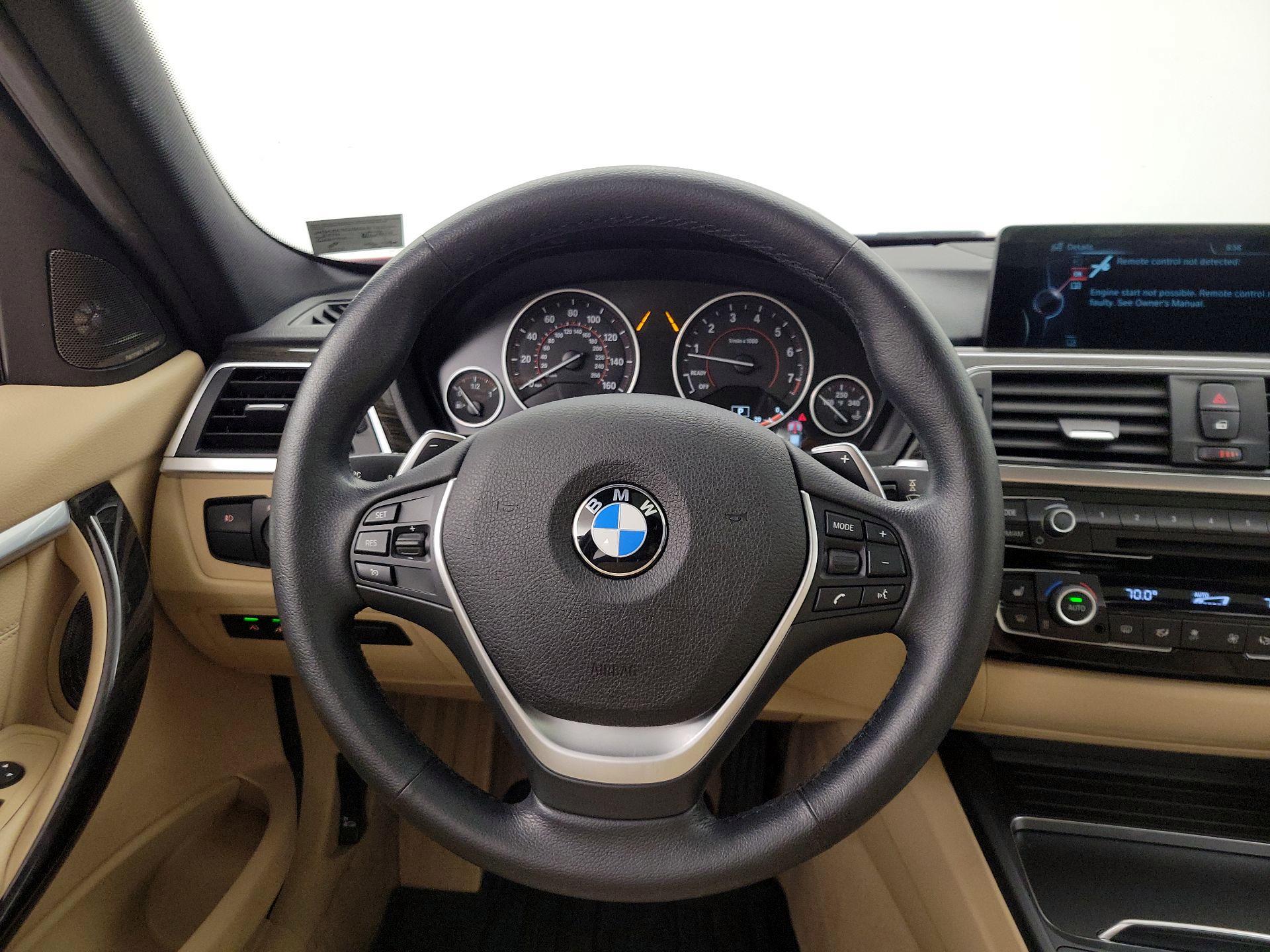 Thumbnail: 2016 BMW 3 Series - 10