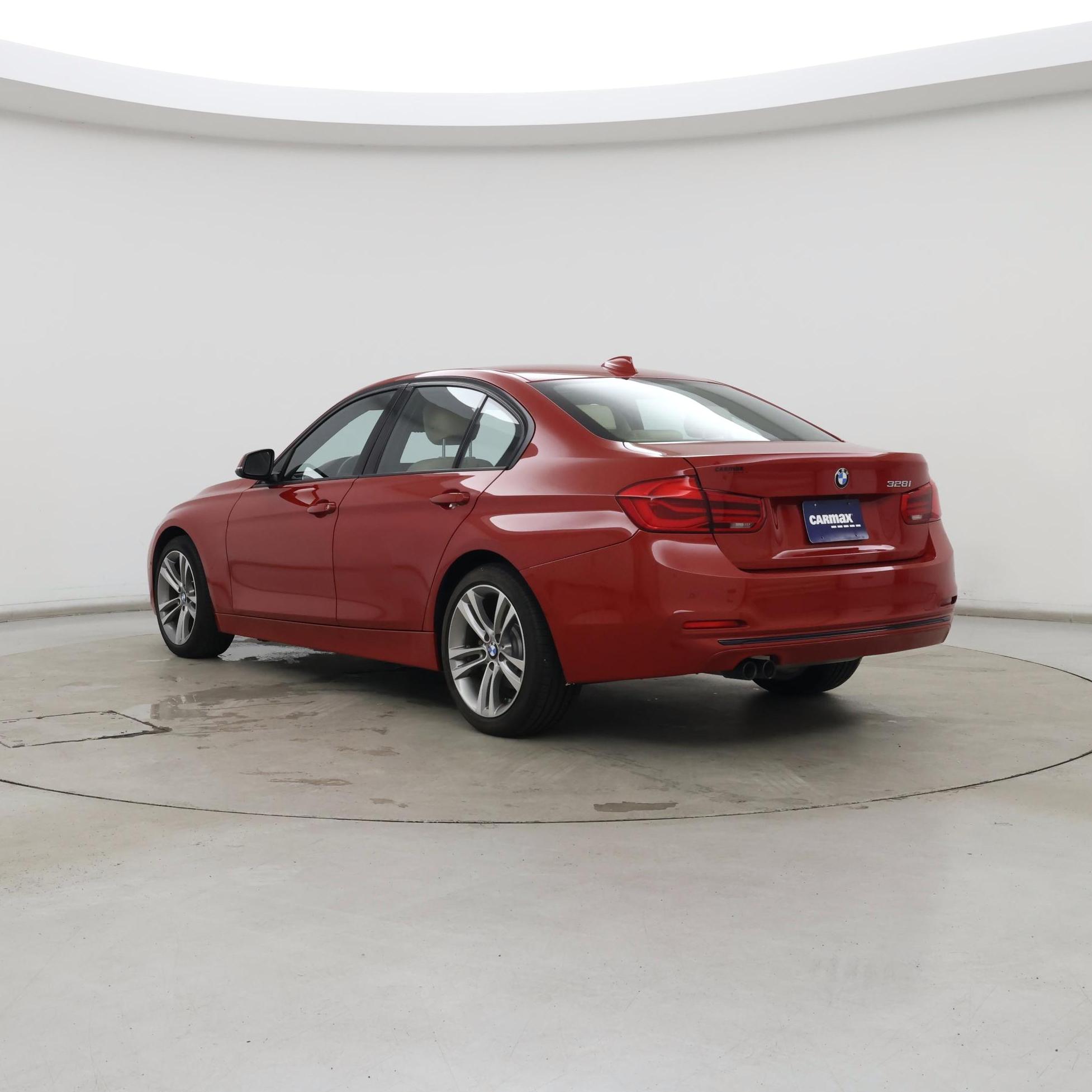 Thumbnail: 2016 BMW 3 Series - 2