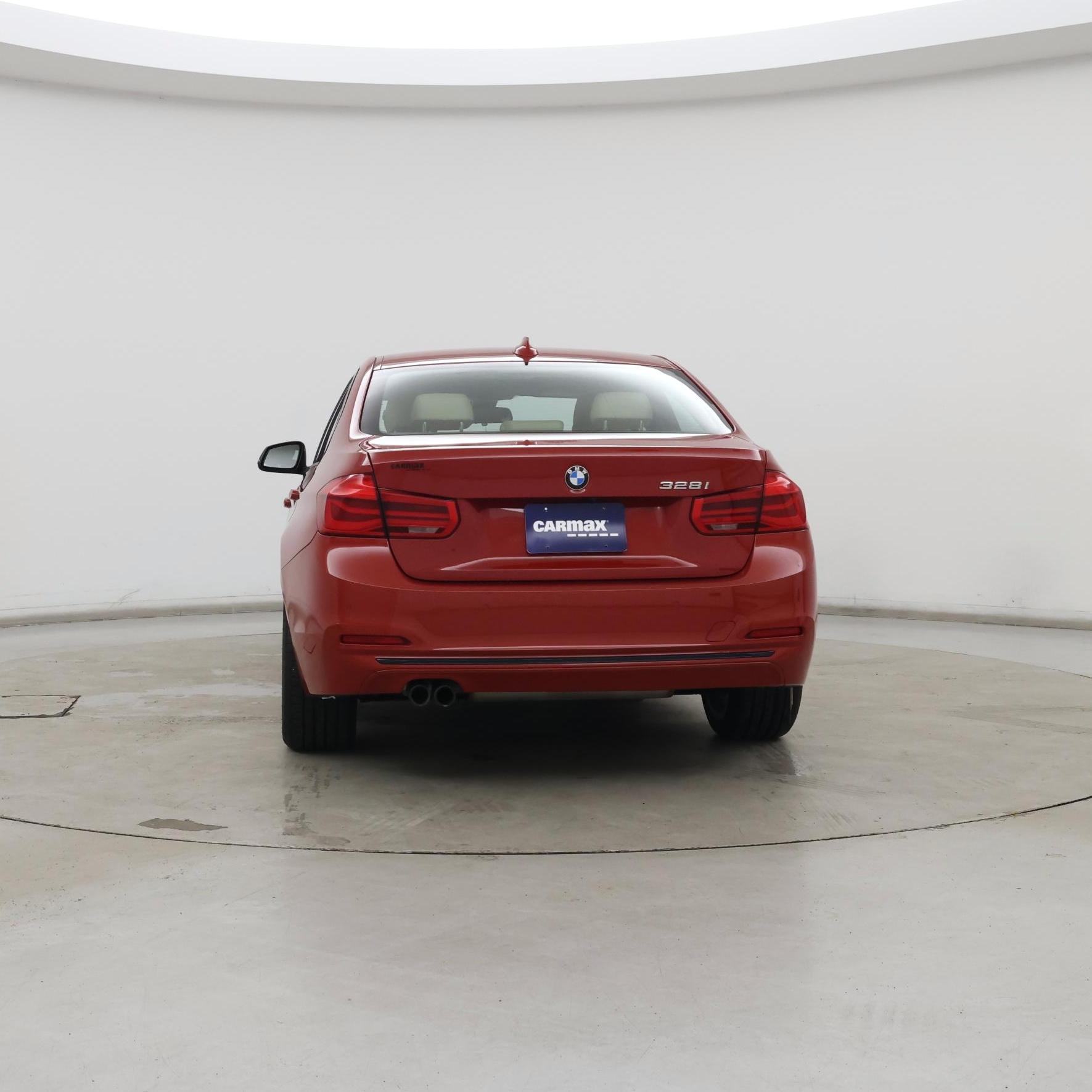 Thumbnail: 2016 BMW 3 Series - 6